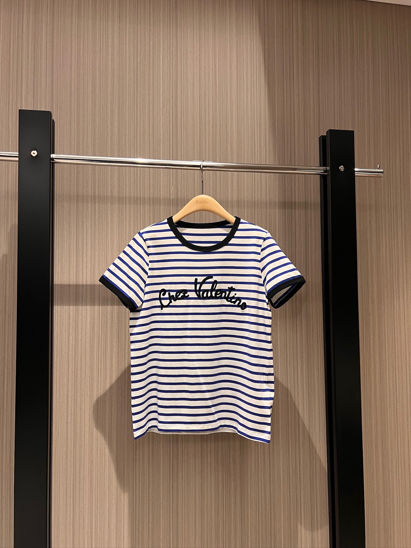 NO:308883,The new stripe control must have contrasting black-edged striped T-shirt embroidered logo letters refreshing and age-reducing fashion and versatile blue and red SML, tees, t-shirt, alexander wang19860909新款条纹控必备 撞色黑边条纹T恤刺绣logo字母 清爽减龄 时尚百搭蓝色红色 SML,,tees，t-shirt,alexander wang,Women's clothing