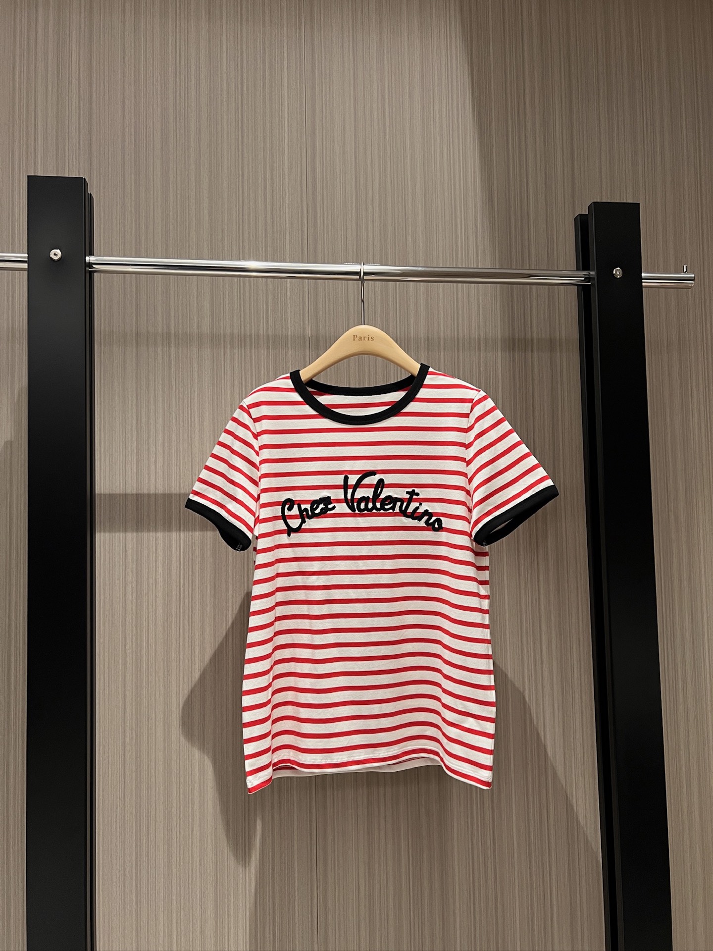 NO:308887,The new stripe control must have contrasting black-edged striped T-shirt embroidered logo letters refreshing and age-reducing fashion and versatile blue and red SML, tees, t-shirt, alexander wang19860909新款条纹控必备 撞色黑边条纹T恤刺绣logo字母 清爽减龄 时尚百搭蓝色红色 SML,,tees，t-shirt,alexander wang,Women's clothing