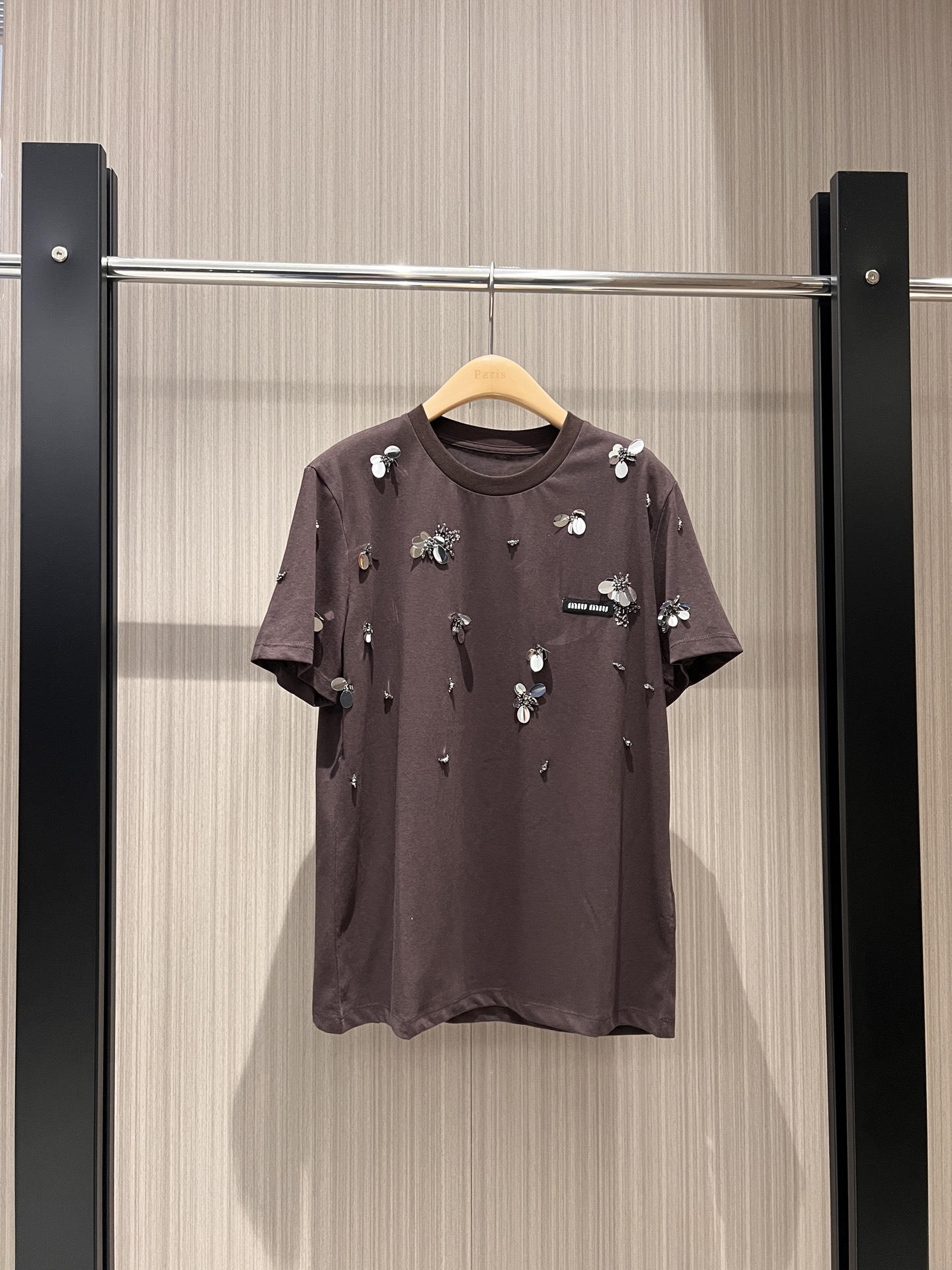 NO:309964,New heavy industry sequin inlaid diamond beads T-shirt logo small label decoration exquisite and loose, age-reducing versatile brown apricot blossom purple SML, tees, t-shirt, alexander wang19860909新款重工亮片镶钻钉珠T恤logo小标签装饰 精致宽松 减龄百搭咖色杏花紫色 SML,,tees，t-shirt,alexander wang,Women's clothing