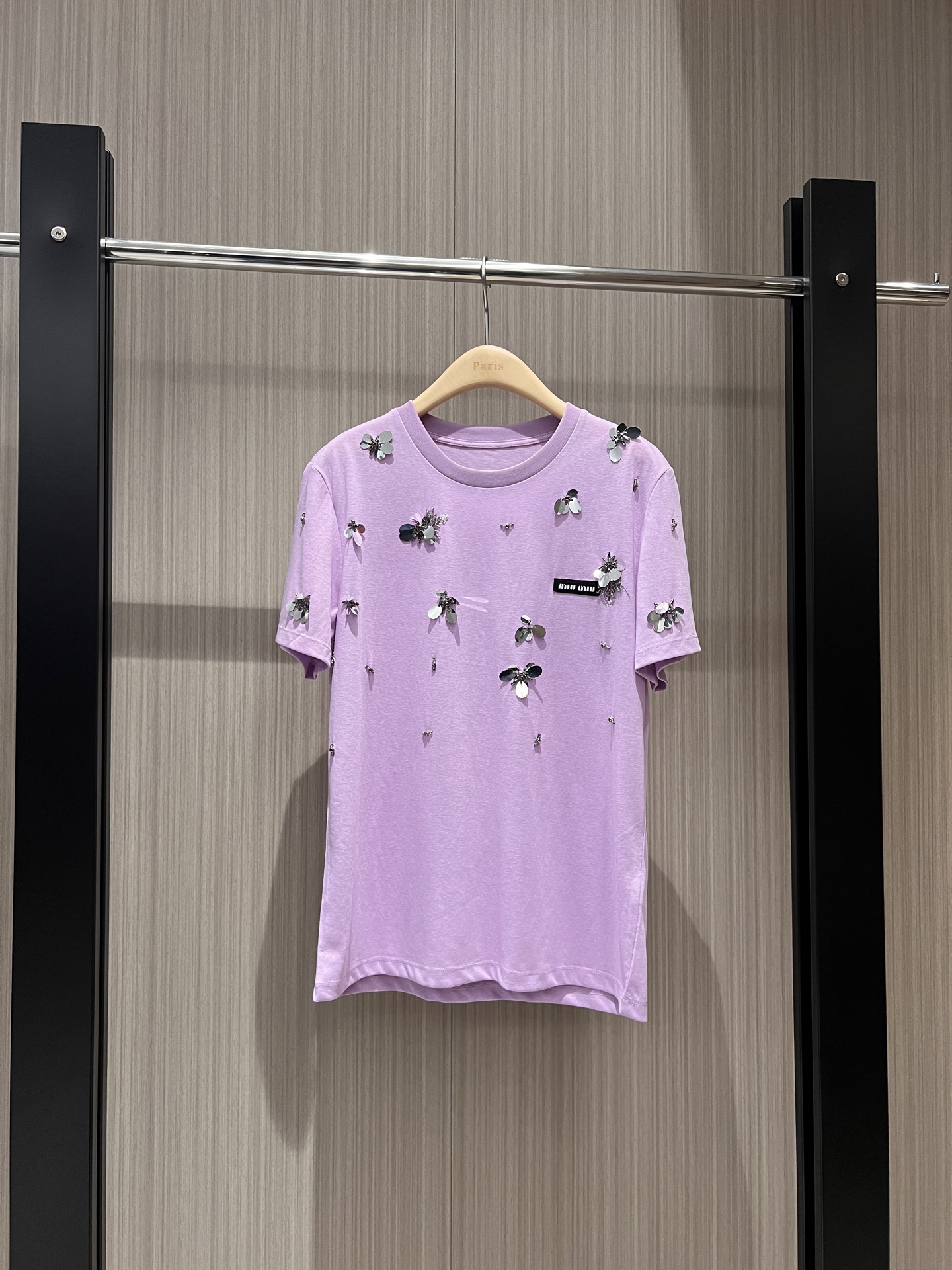 NO:309970,New heavy industry sequin inlaid diamond beads T-shirt logo small label decoration exquisite and loose, age-reducing versatile brown apricot blossom purple SML, tees, t-shirt, alexander wang19860909新款重工亮片镶钻钉珠T恤logo小标签装饰 精致宽松 减龄百搭咖色杏花紫色 SML,,tees，t-shirt,alexander wang,Women's clothing