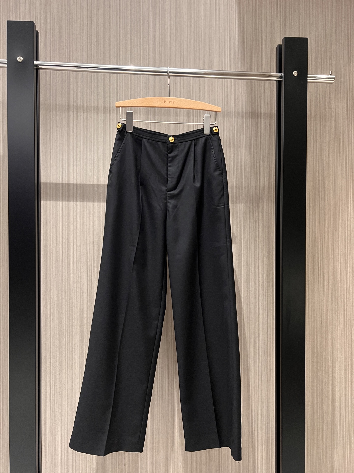NO:310930,New style recommended gold buckle decorative logo tag wide-leg pants casual trousers minimalist design temperament slim fit commuting fashion can be salty or sweet Black gray SML, alexander wang19860909新款推荐金扣装饰小logo标签阔腿裤 休闲西裤极简设计 气质修身 通勤时尚可盐可甜 黑色灰色 SML,,alexander wang,Women's clothing