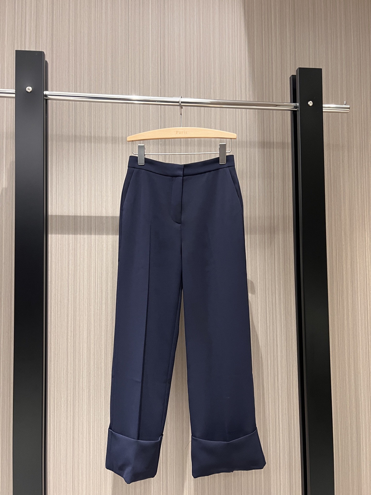 NO:311476,New style recommended wide curly design straight-leg casual trousers, wide-leg pants, simple commuting, slim and fashionable and versatile, sweet and salty, temperament and age-reducing, can be worn with the same suit jacket dark blue and white,, jackets & coats, business suit, alexander wang19860909新款推荐宽卷边设计直筒休闲西裤 阔腿裤 简约通勤 修身显瘦时尚百搭 可甜可盐 气质减龄 可搭同款西装外套深蓝白色,,jackets & coats,business suit,alexander wang,Women's clothing