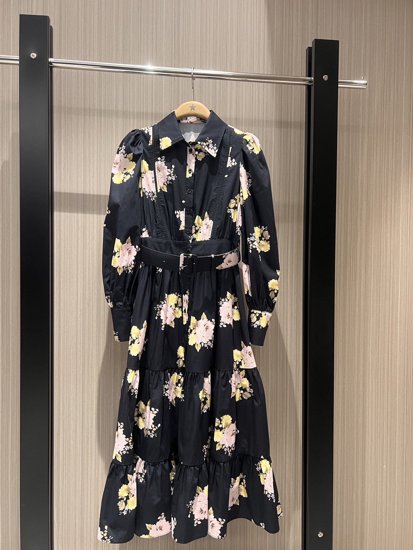 NO:312452,New ZIMMERMANN palace style lantern sleeve printed dress spliced ​​cake long skirt must have vacation Belt and waist decoration Pockets on both sides Lady sweetness Temperament age-reducing Elegant socialite Black and white S-XL 8,,skirts,alexander wang19860909新款ZIMMERMANN 宫廷风 灯笼袖印花连衣裙 拼接蛋糕长裙度假必备 系腰带收腰装饰 两侧有口袋淑女甜美 气质减龄 优雅名媛 黑色白色 S-XL 8,,skirts,alexander wang,Women's clothing