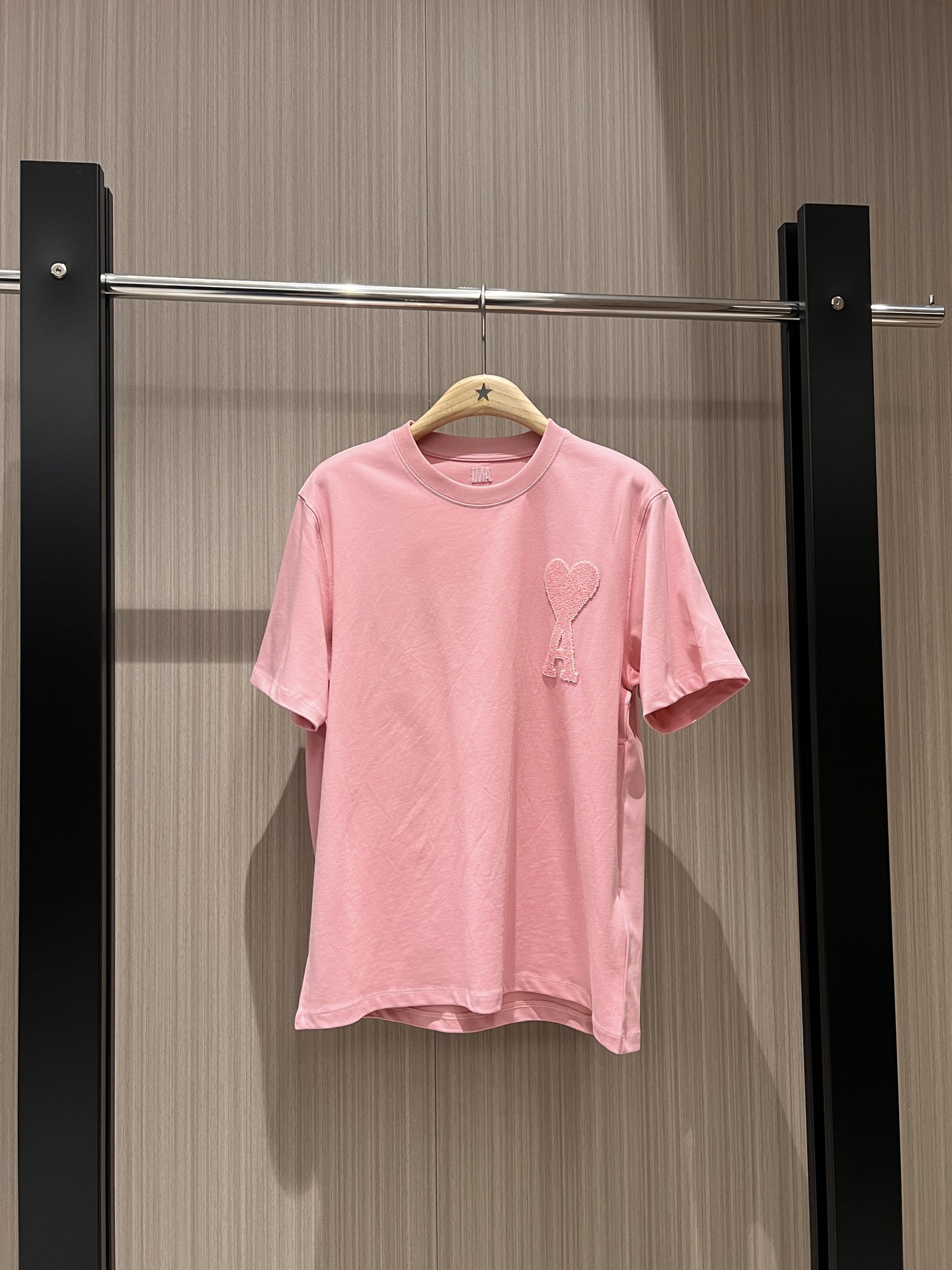 NO:313026,New classic Peach Heart A three-dimensional wool embroidered T-shirt macaron refreshing and age-reducing loose and versatile yellow pink and white SML, tees, t-shirt, alexander wang19860909新款经典桃心A立体毛线刺绣T恤马卡龙 清爽减龄 宽松百搭黄粉白 SML,,tees，t-shirt,alexander wang,Women's clothing