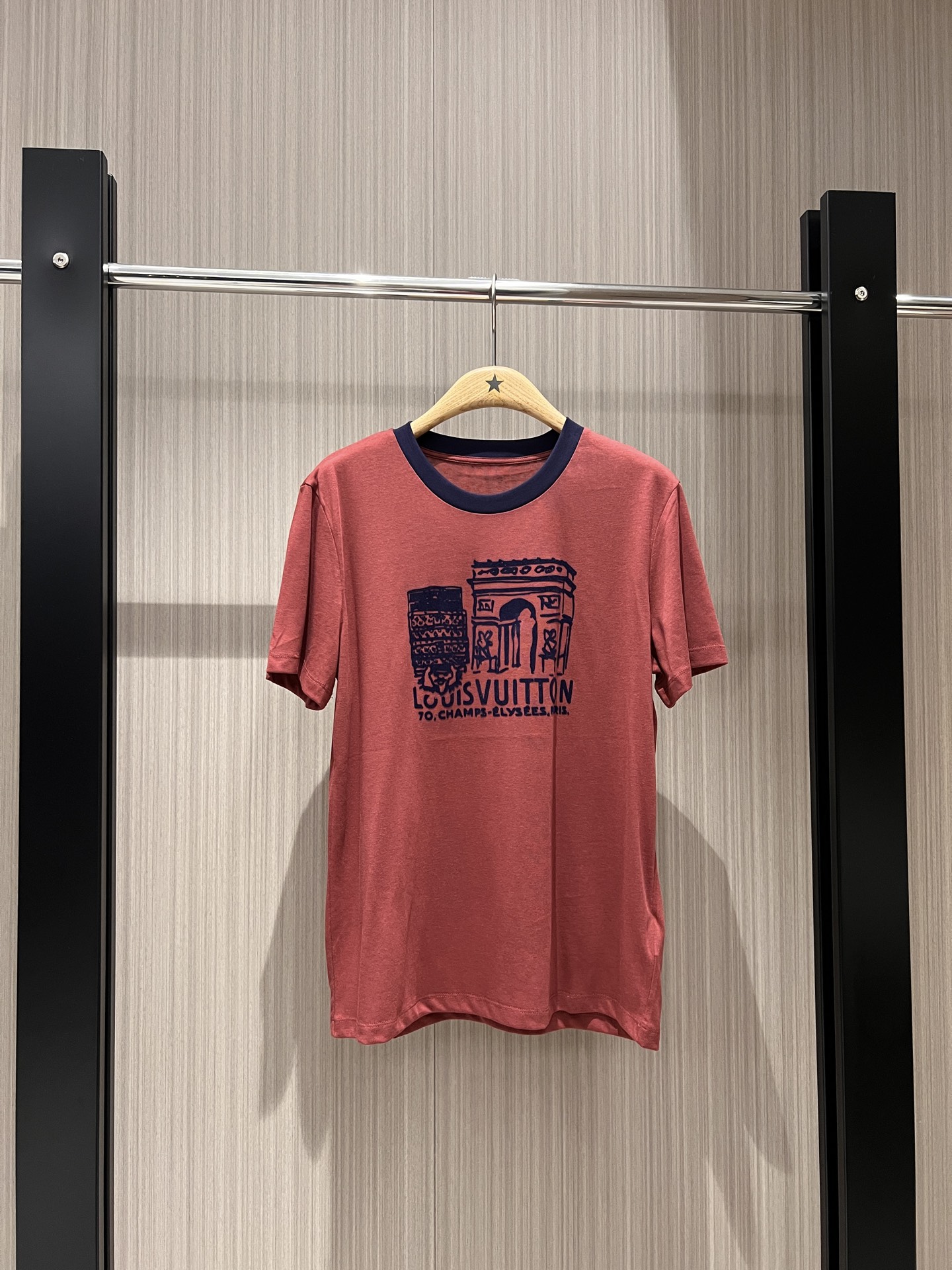 NO:320612,New flocking Arc de Triomphe building logo letter contrast collar T-shirt simple and versatile casual age-reducing brick red and white SM, tees, t-shirt, alexander wang19860909新款植绒凯旋门建筑logo字母撞色领T恤简单百搭 休闲减龄 砖红白色 SM,,tees，t-shirt,alexander wang,Women's clothing