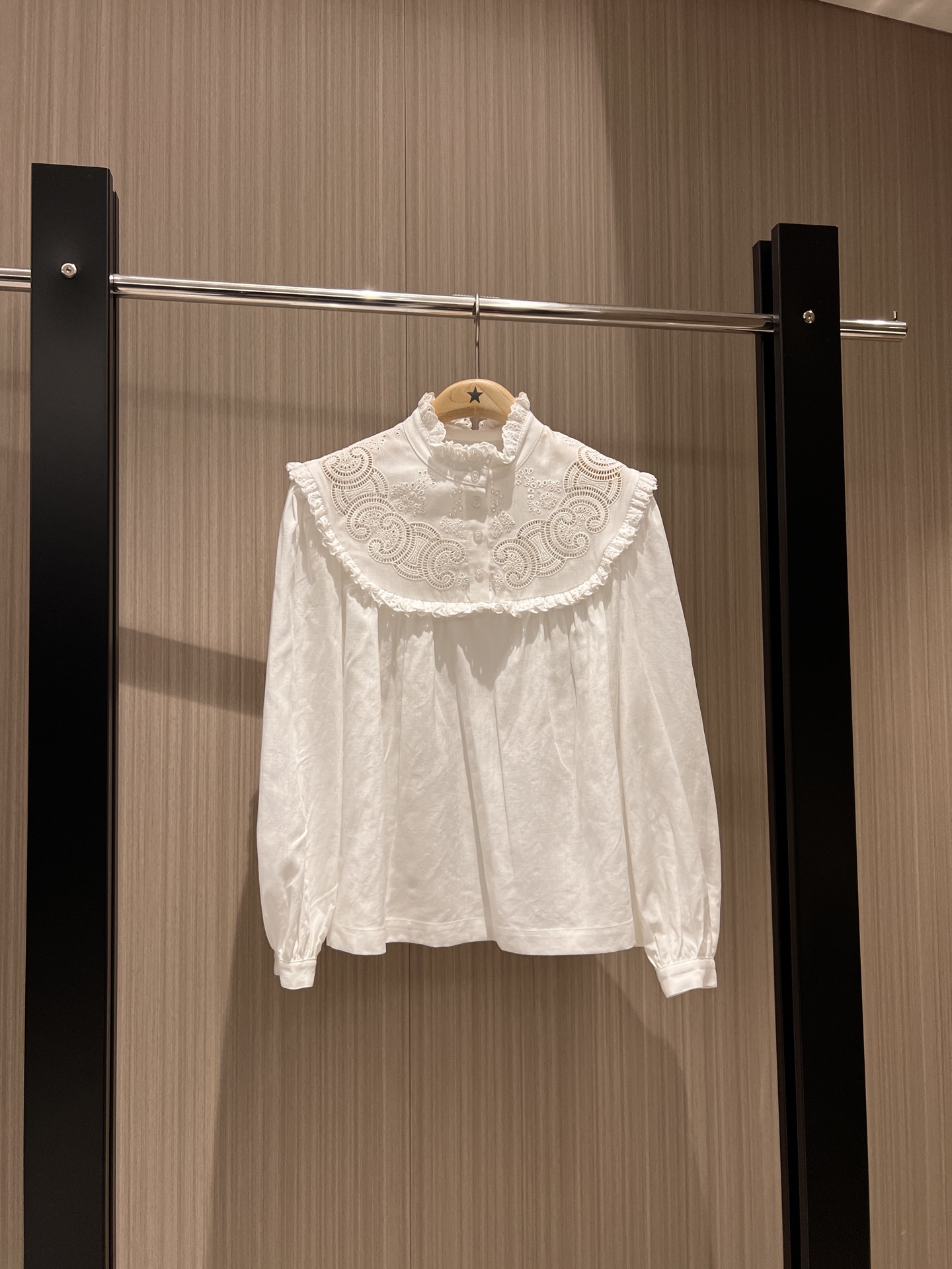 NO:325275,New lace stand collar hollow rust Arc de Triomphe cotton linen long-sleeved shirt doll style cute age-reducing vacation versatile SML, alexander wang19860909新款花边立领镂空锈凯旋门棉麻长袖衬衣娃娃版型 可爱减龄 度假百搭SML,,alexander wang,Women's clothing