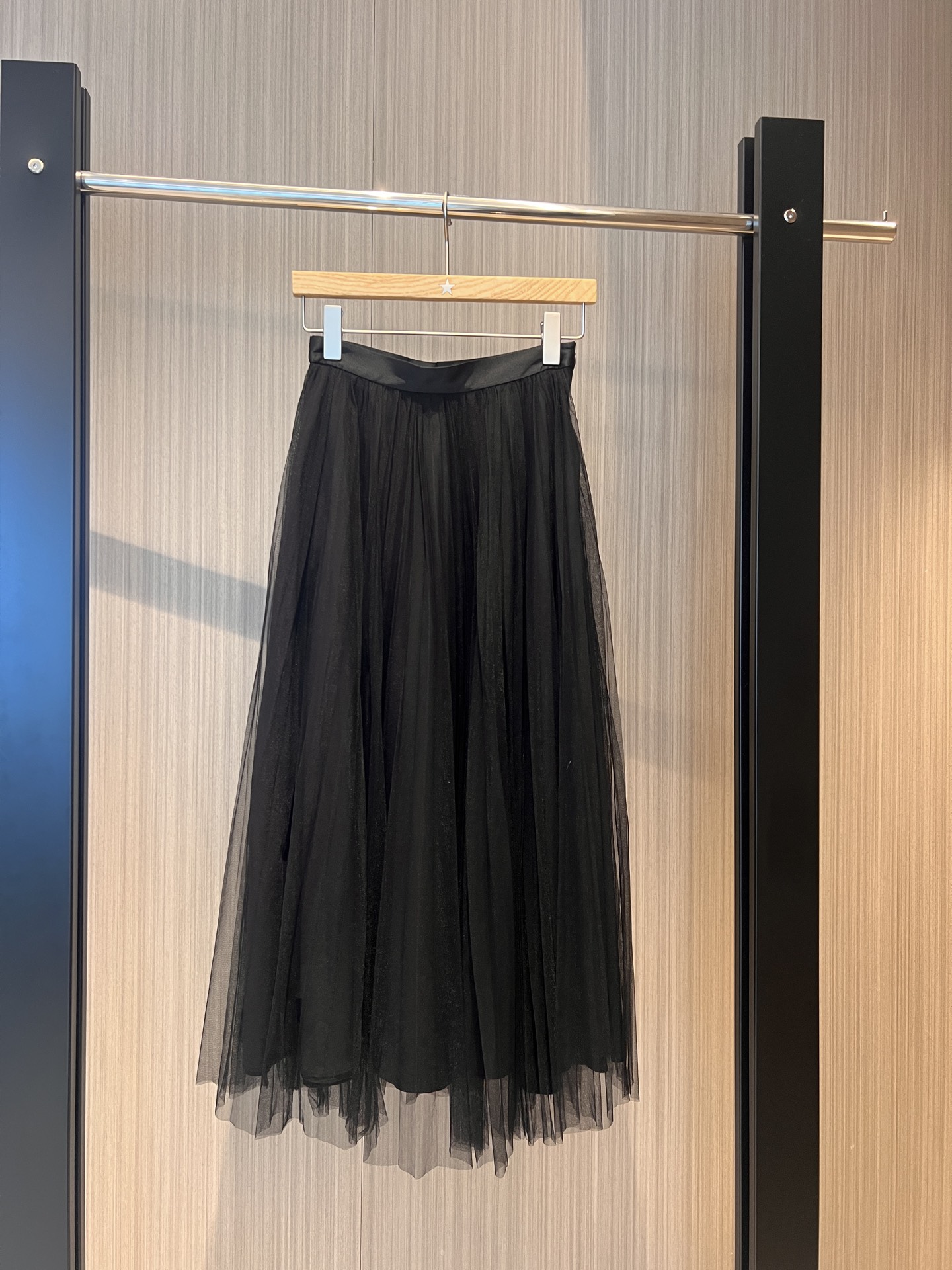 NO:317496,New French minimalist mesh pleated skirt with a celebrity temperament, elegant lady, sweet and cute, no matter how you match it, you won't be wrong, age-reducing versatile, black pink SML, skirts, alexander wang19860909新款法式极简网纱褶皱半裙名媛气质 优雅淑女 甜美可爱 怎么搭都不会错减龄百搭 黑色粉色 SML,,skirts,alexander wang,Women's clothing