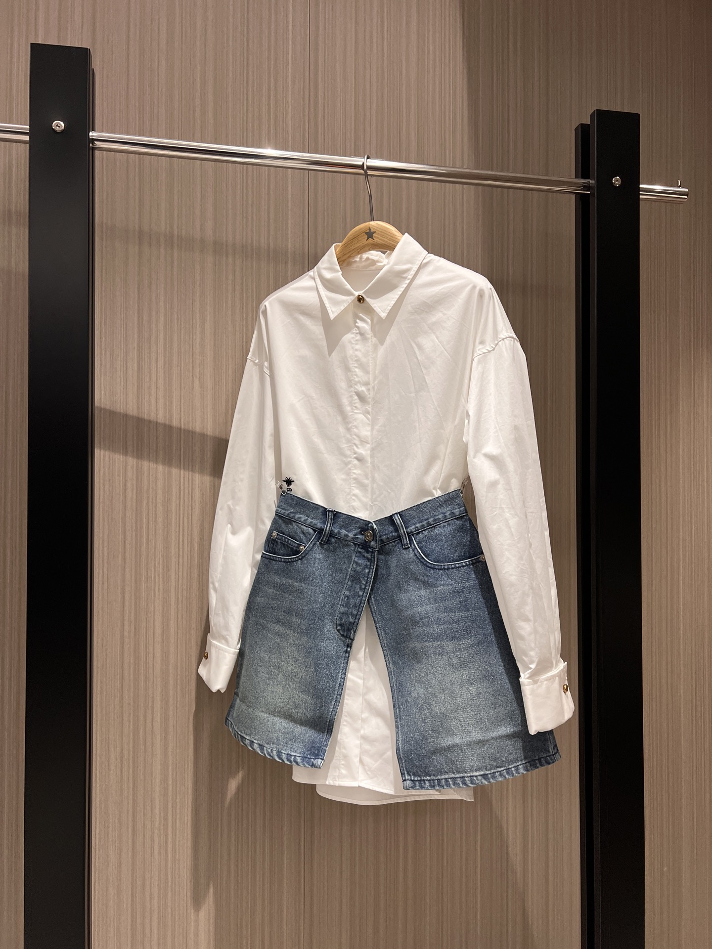 NO:318329,New two-piece set design, denim skirt wrapping shirt dress decoration sweet and cool casual, age-reducing essential SML, skirts, alexander wang19860909新款两件套设计 牛仔半裙围裹衬衣裙装饰甜酷休闲 减龄必备SML,,skirts,alexander wang,Women's clothing