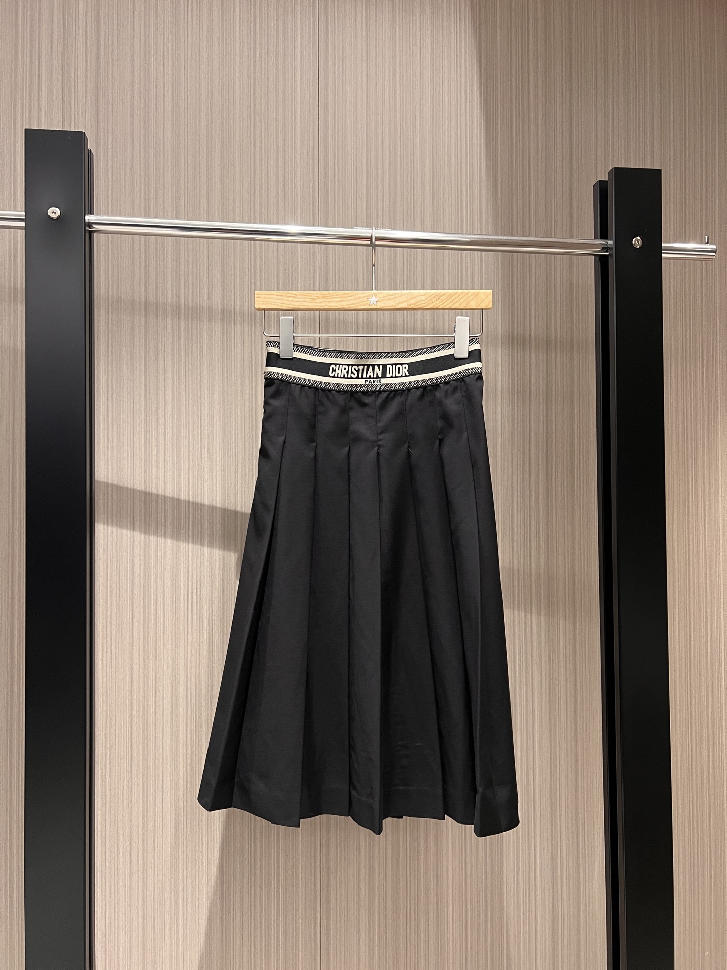 NO:318301,New classic striped logo webbing belt spliced ​​pleated skirt mid-length A-line style, college style, age-reducing versatile, black and gray SML, skirts, alexander wang19860909新款经典条纹logo织带腰带拼接压褶半裙中长款 A字版型 学院风减龄百搭 黑色灰色 SML,,skirts,alexander wang,Women's clothing