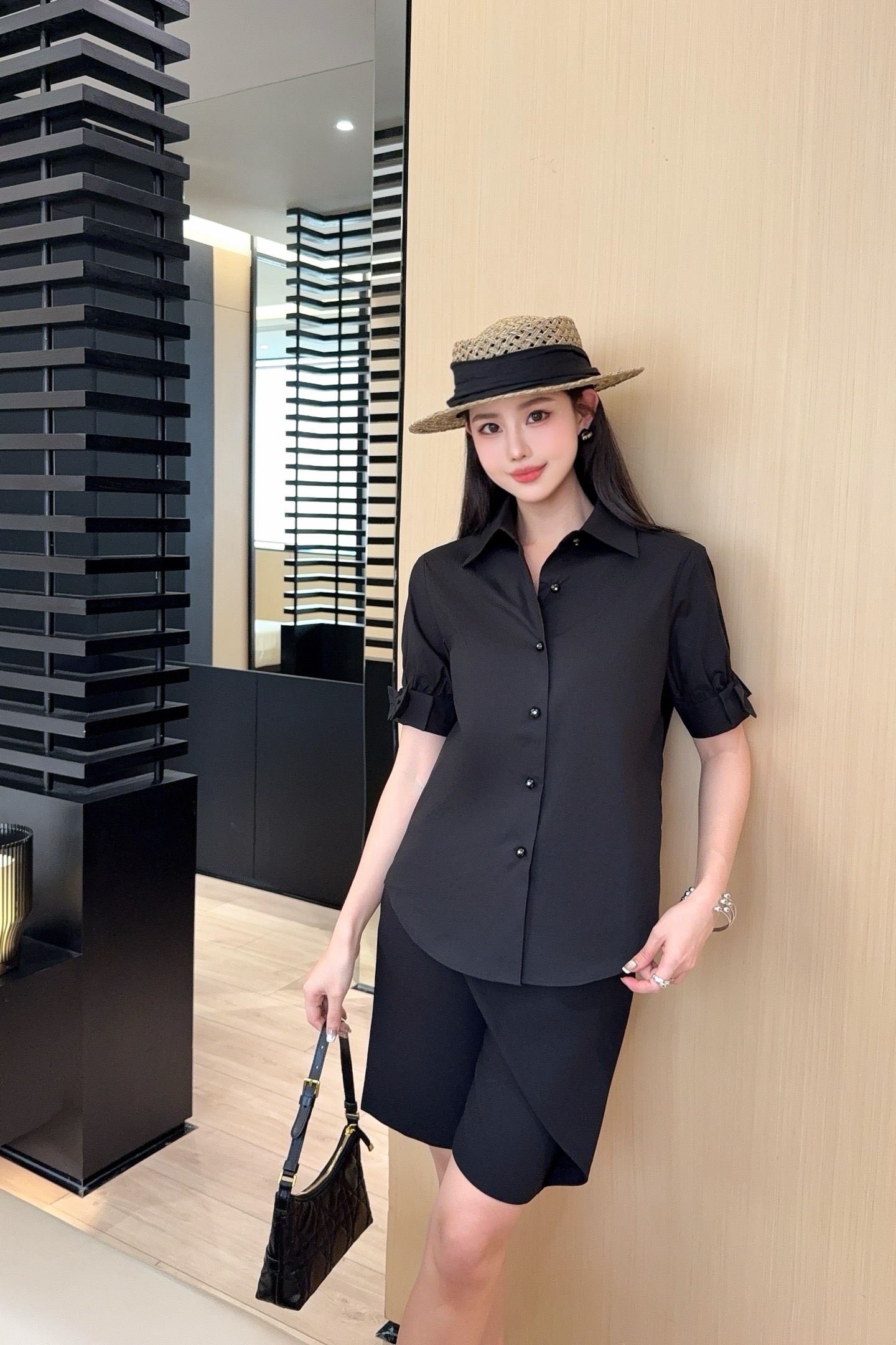 NO:748193,Reducing age and old money style,19860909减龄老钱风,,,Women's clothing