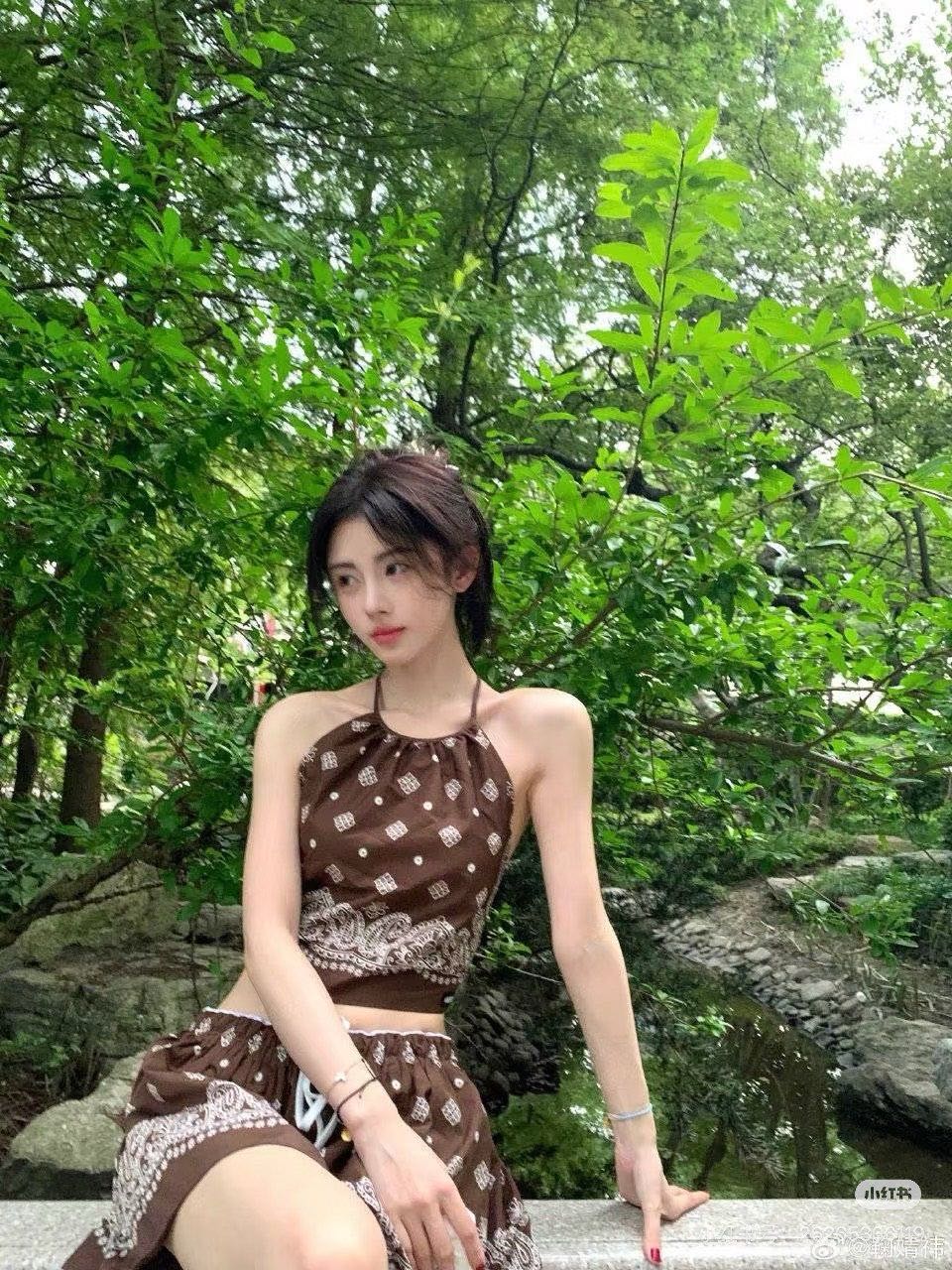 NO:418192,suspender skirt Shen Mengchen Zhang Yuanying Ju Jingyi Bao Shangen, skirts, alexander wang19860909吊带 半裙沈梦辰 张元英 鞠婧祎 包上恩,,skirts,alexander wang,Women's clothing