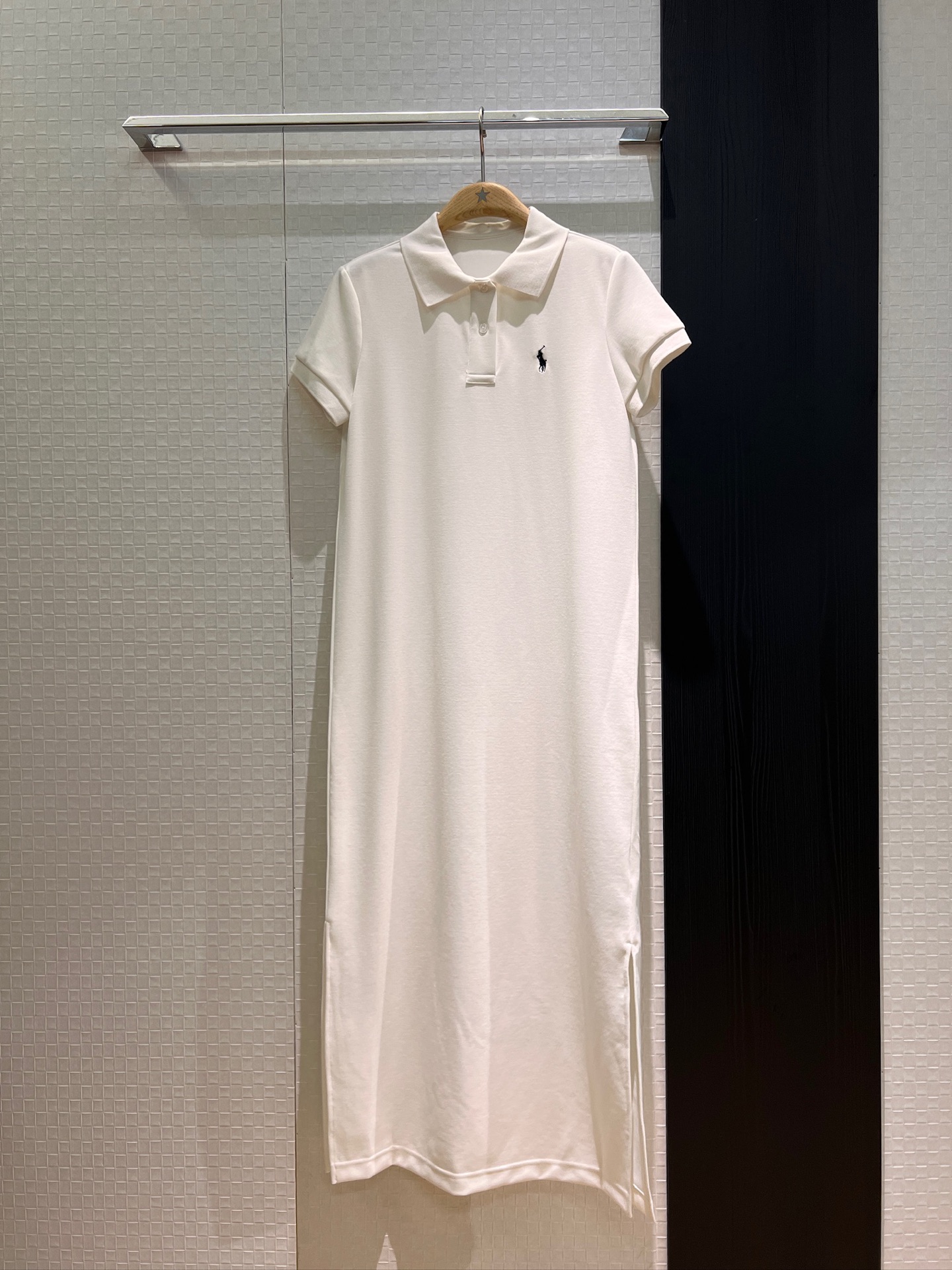 NO:431481,New Pony Bead Floating Polo Long Skirt Minimalist Skirt Lazy and Casual Holiday Reducing Age Slim and Slim Navy Gray White SML m, Skirts,alexander wang19860909新款小马珠地棉polo长裙 极简主义裙摆开叉 慵懒休闲 度假减龄 修身显瘦藏青灰色白色 SML m,,skirts,alexander wang,Women's clothing