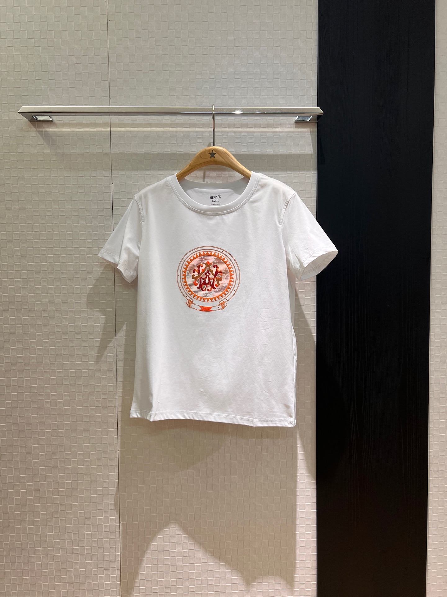 NO:432172,New retro disc printed T-shirt simple and casual, fashionable and versatile, black and white SML, tees, t-shirt, alexander wang19860909新款复古圆盘印花T恤简单休闲 时尚百搭 黑色白色 SML,,tees，t-shirt,alexander wang,Women's clothing