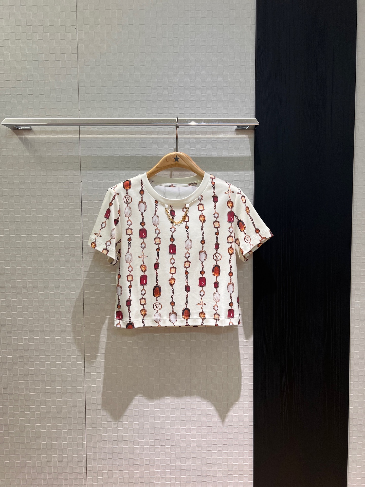 NO:433091,New classic chain decorative gemstone print T-shirt fashion casual SML, tees, t-shirt, alexander wang19860909新款经典链条装饰宝石印花T恤时尚休闲 SML,,tees，t-shirt,alexander wang,Women's clothing