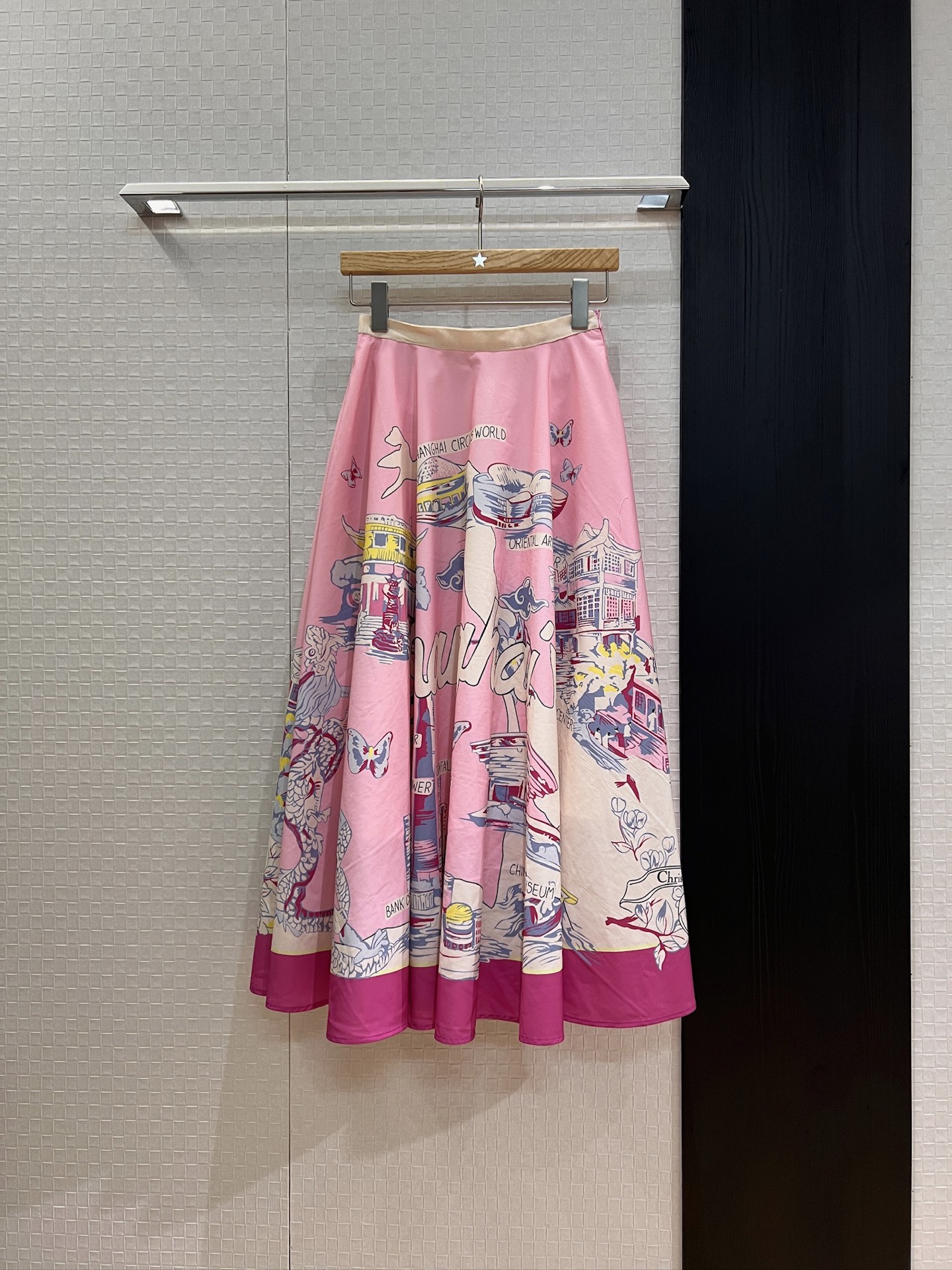 NO:436458,New Souvenir City Limited Series Oil Painting Printed Large Skirts with Pockets on both sides, Extra Large Four-meter Skirts, Eat-reducing Versatile SML, Skirts, Alexander Wang19860909新款souvenir城市限定系列油画印花大摆半裙两侧有口袋 超大四米裙摆 减龄百搭 SML,,skirts,alexander wang,Women's clothing