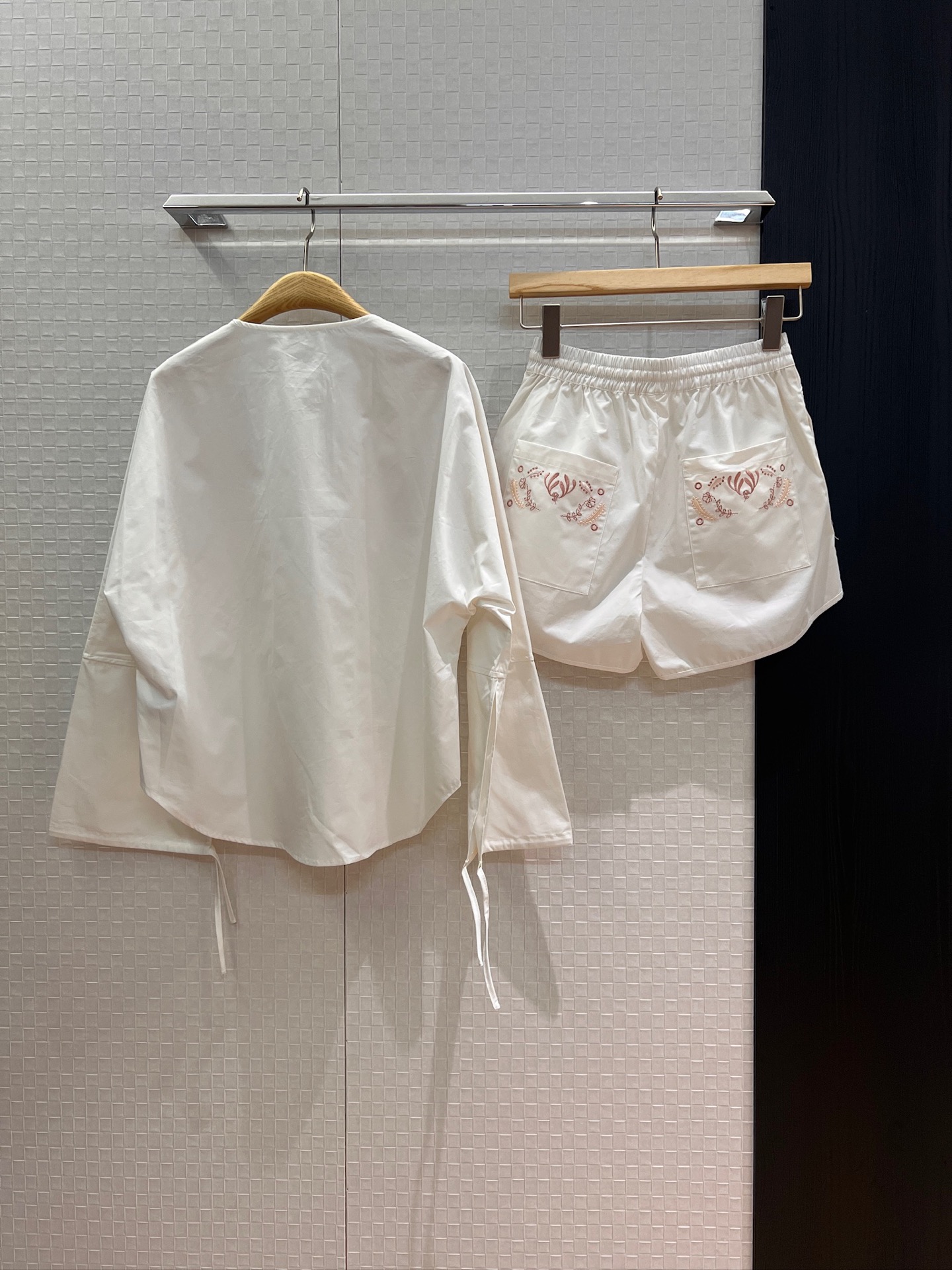 Resort Style Embroidered Set: Loose Shirt & Elastic Waist Shorts - Effortless Chic 9 i1752318097272 6531 0 4