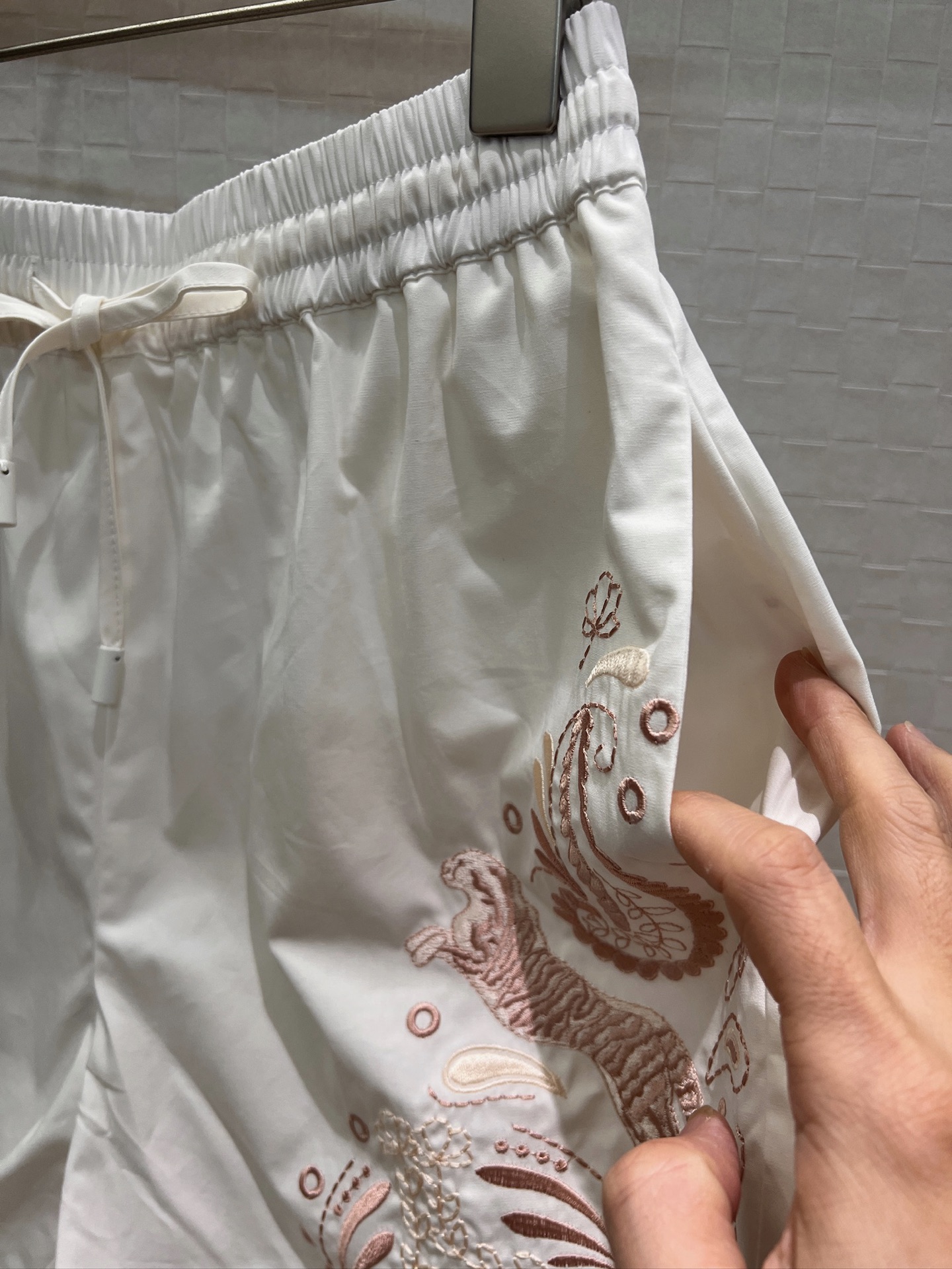 Resort Style Embroidered Set: Loose Shirt & Elastic Waist Shorts - Effortless Chic 7 i1752318098562 6324 0 3