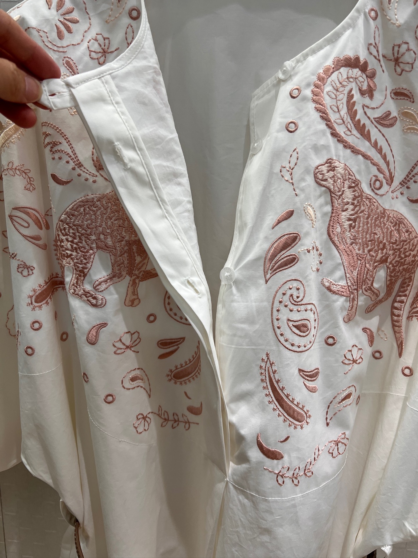 Elegant Embroidered Maxi Dress with Belt - Bohemian Holiday Style 5 i1752318395269 97 0 3