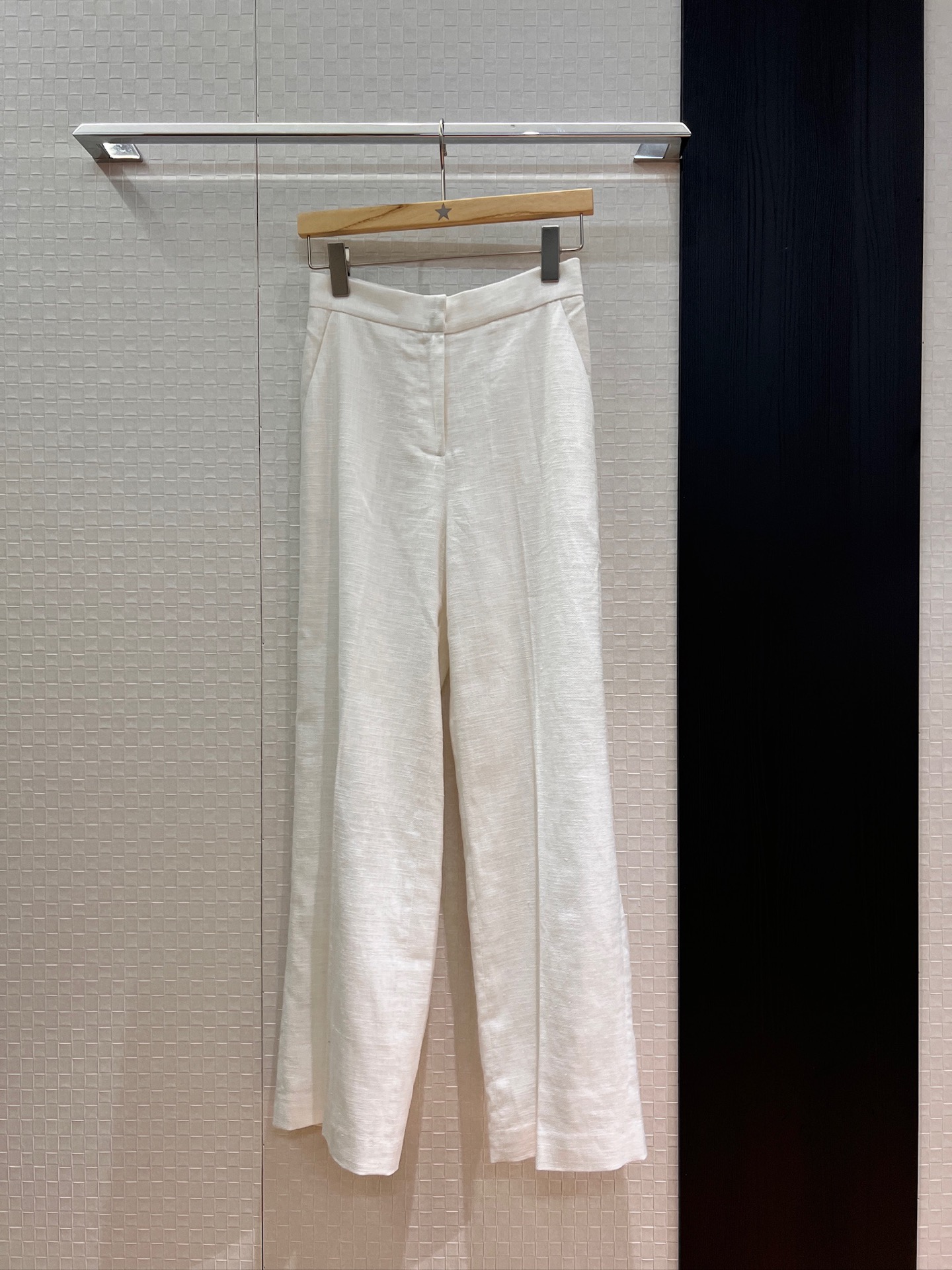 NO:453240,New minimalist wide-leg linen trousers with waist embroidered logo letters Old Qian style Fashion and casual Wear the same suit jacket lazy and versatile White khaki SML, Jackets & coats, business suit, alexander wang19860909新款极简阔腿亚麻西裤腰部刺绣logo字母 老钱风 时尚休闲 搭同款西装外套慵懒百搭 白色卡其 SML,,jackets & coats,business suit,alexander wang,Women's clothing