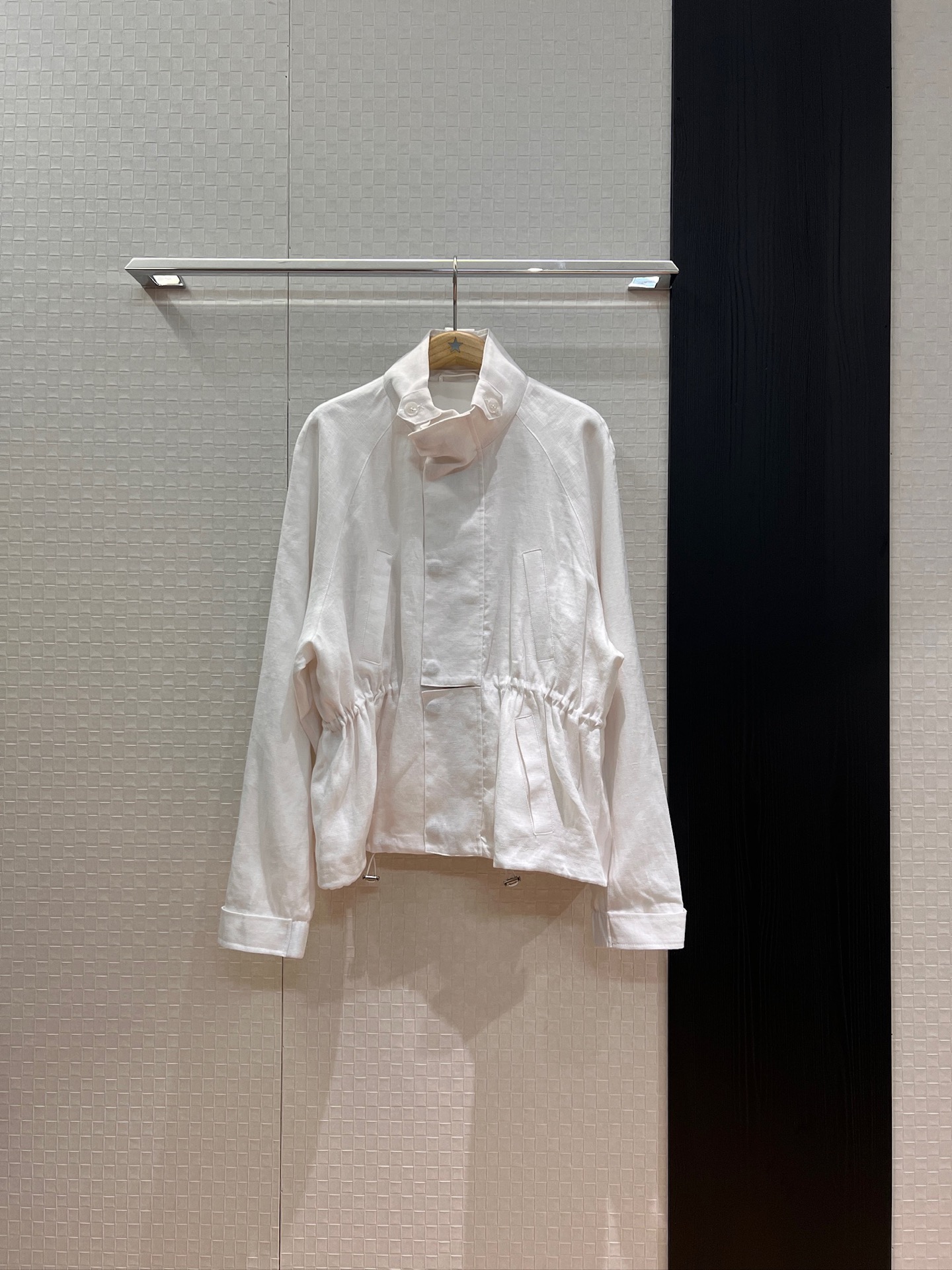 NO:457596,New high-neck workwear style linen loose jacket waist drawstring waist design, hem can be retractable, hardware accessories open mold sweet and cool versatile, green and white SML,, jackets & coats,alexander wang19860909新款高领工装风亚麻宽松外套腰部抽绳收腰设计 下摆可收 五金配件开模甜酷百搭 绿色白色 SML,,jackets & coats,alexander wang,Women's clothing