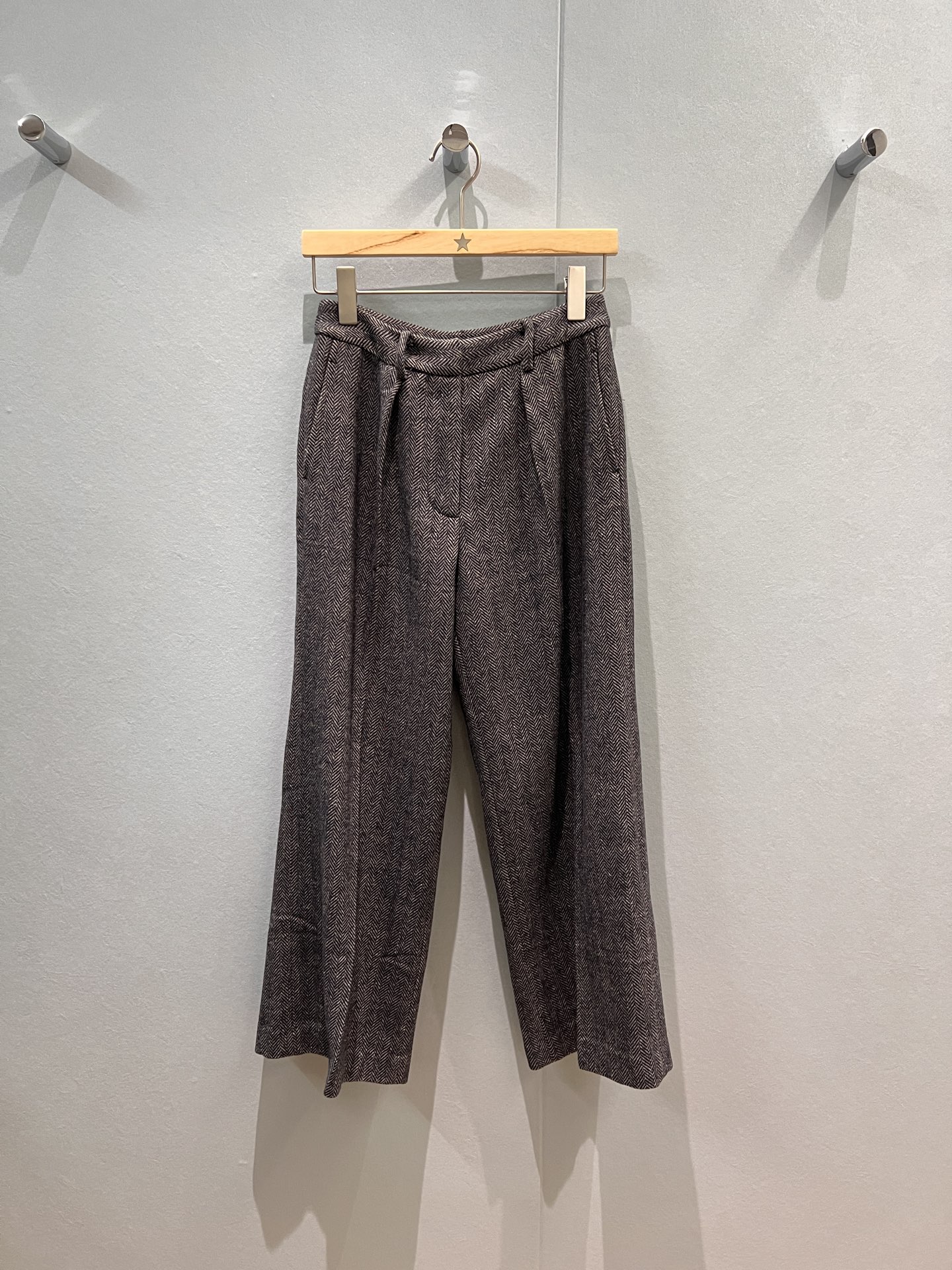 NO:467221,New BC work pocket decoration, human pattern casual wool nine-point trousers, wide-leg pants simple commuting, slim, capable and handsome, fashionable and versatile, matched with the same series of suit jackets S-XL,, jackets & coats, business suit, alexander wang19860909新款BC工装口袋装饰 人纹休闲羊毛九分西裤 阔腿裤简约通勤 修身显瘦干练帅气 时尚百搭 搭同系列西装外套 S-XL,,jackets & coats,business suit,alexander wang,Women's clothing