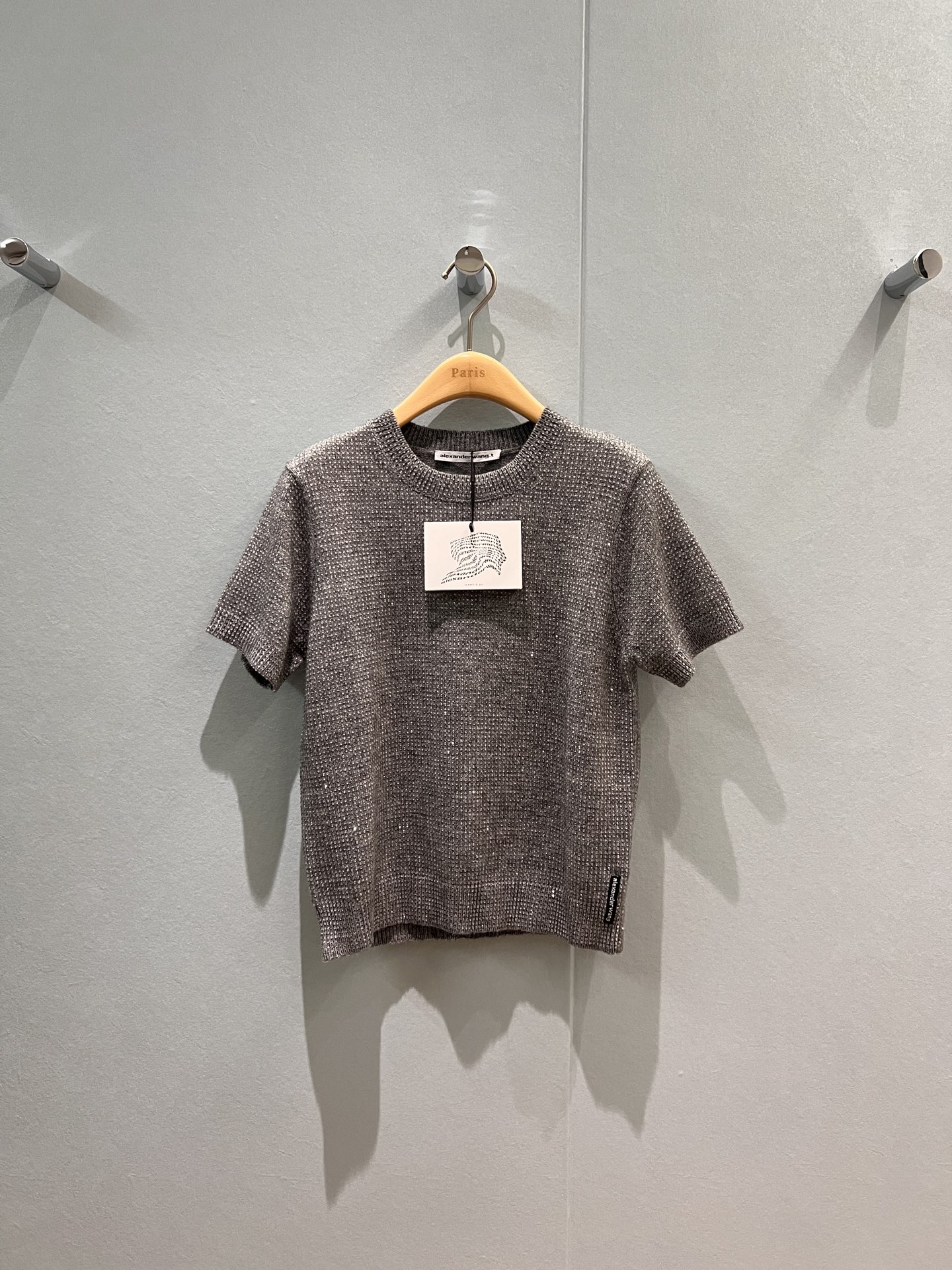 NO:473622,King 25 autumn and winter round neck iron diamond pullover short sleeve knitted top short design shiny and exquisite age-reducing black gray SML, alexander wang, T-shirt, alexander wang19860909大王 25秋冬圆领烫钻套头短袖针织上衣短款设计 闪闪亮亮精致减龄 黑色灰色 SML,,alexander wang,T-shirt,alexander wang,Women's clothing