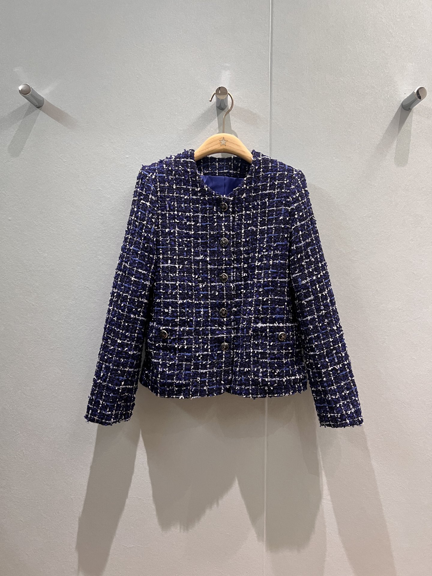 NO:476499,New style recommended JJ Lin, the same blue tweed wool braided jacket with open mold buttons, celebrity temperament, elegant and versatile SML,, jackets & coats, alexander wang19860909新款推荐林俊杰同款 蓝色粗花呢羊毛编织外套开模扣子 名媛气质 优雅百搭SML,,jackets & coats,alexander wang,Women's clothing