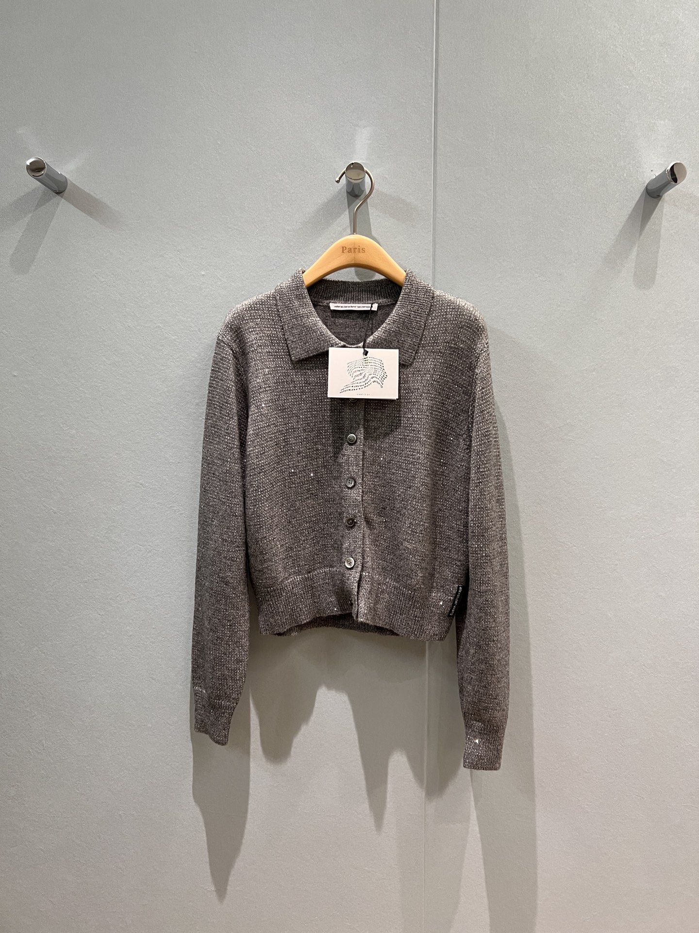 NO:484085,King 25 autumn and winter lapel iron diamond knitted cardigan jacket short long sleeves temperament and casual shiny and exquisite age-reducing black gray SML, alexander wang, jackets & coats, alexander wang19860909大王 25秋冬翻领烫钻针织开衫外套短款长袖 气质休闲 闪闪亮亮精致减龄 黑色灰色 SML,,alexander wang,jackets & coats,alexander wang,Women's clothing