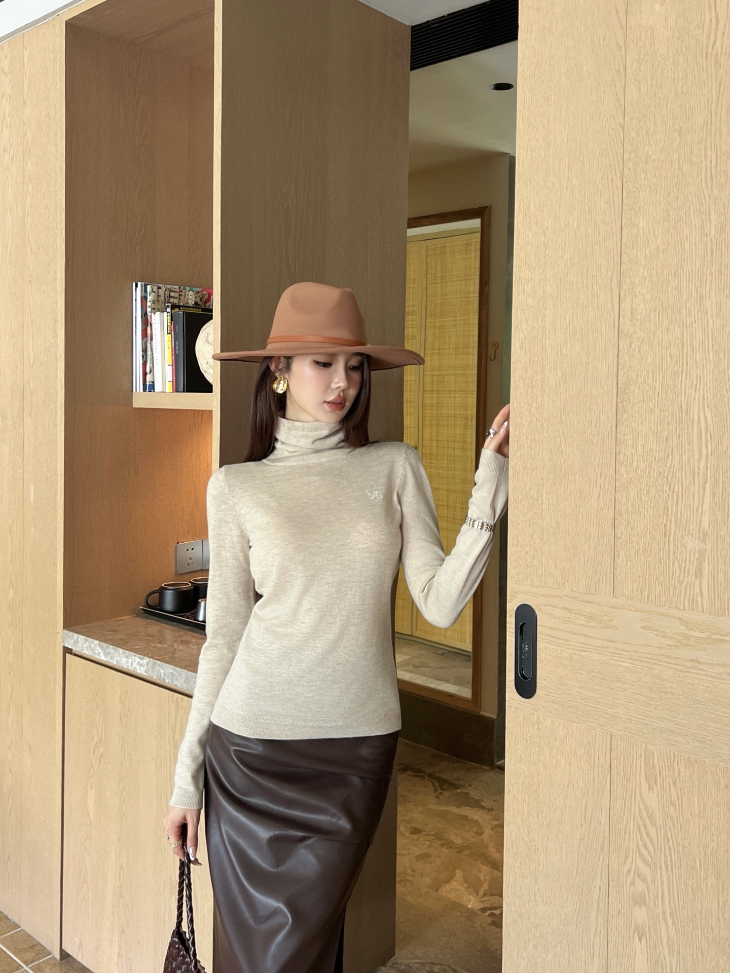 NO:488644,Gentle, alexander wang19860909温柔,,alexander wang,Women's clothing