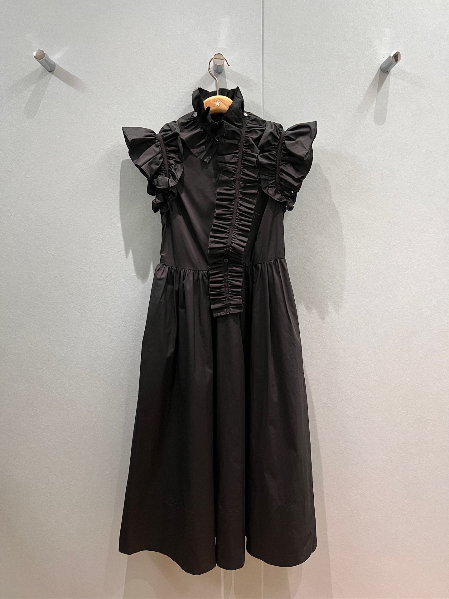 NO:493617,New palace style, three-dimensional lotus leaf lace collar and fur design decoration, lotus leaf lace sleeve dress, lotus leaf lace can be detached, two types of elegant and personalized outfits, versatile temperament S-XL, skirts, alexander wang19860909新款宫廷风 立体荷叶花边领毛边设计装饰 荷叶花边袖连衣裙荷叶花边可拆卸 两种穿搭优雅个性 气质百搭 S-XL,,skirts,alexander wang,Women's clothing