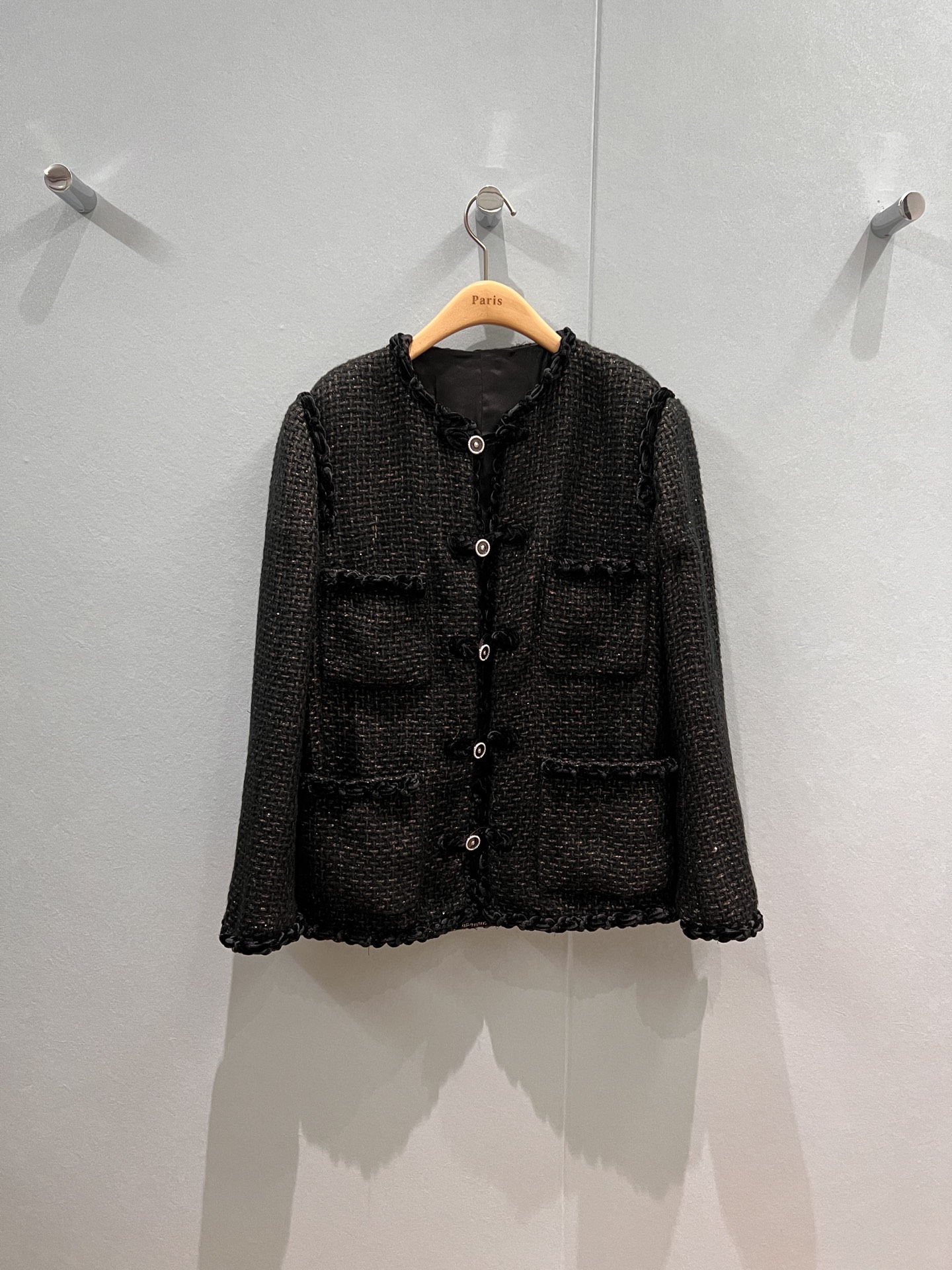 NO:495369,New style Wang Yibo same velvet braided edge decorative round neck four-pocket jacket tweed wool blended mold hardware buttons celebrity temperament SML, jackets & coats, alexander wang19860909新款 王一博同款丝绒编织边装饰圆领四口袋外套粗花呢编织羊毛混纺 开模五金扣子 名媛气质SML,,jackets & coats,alexander wang,Women's clothing