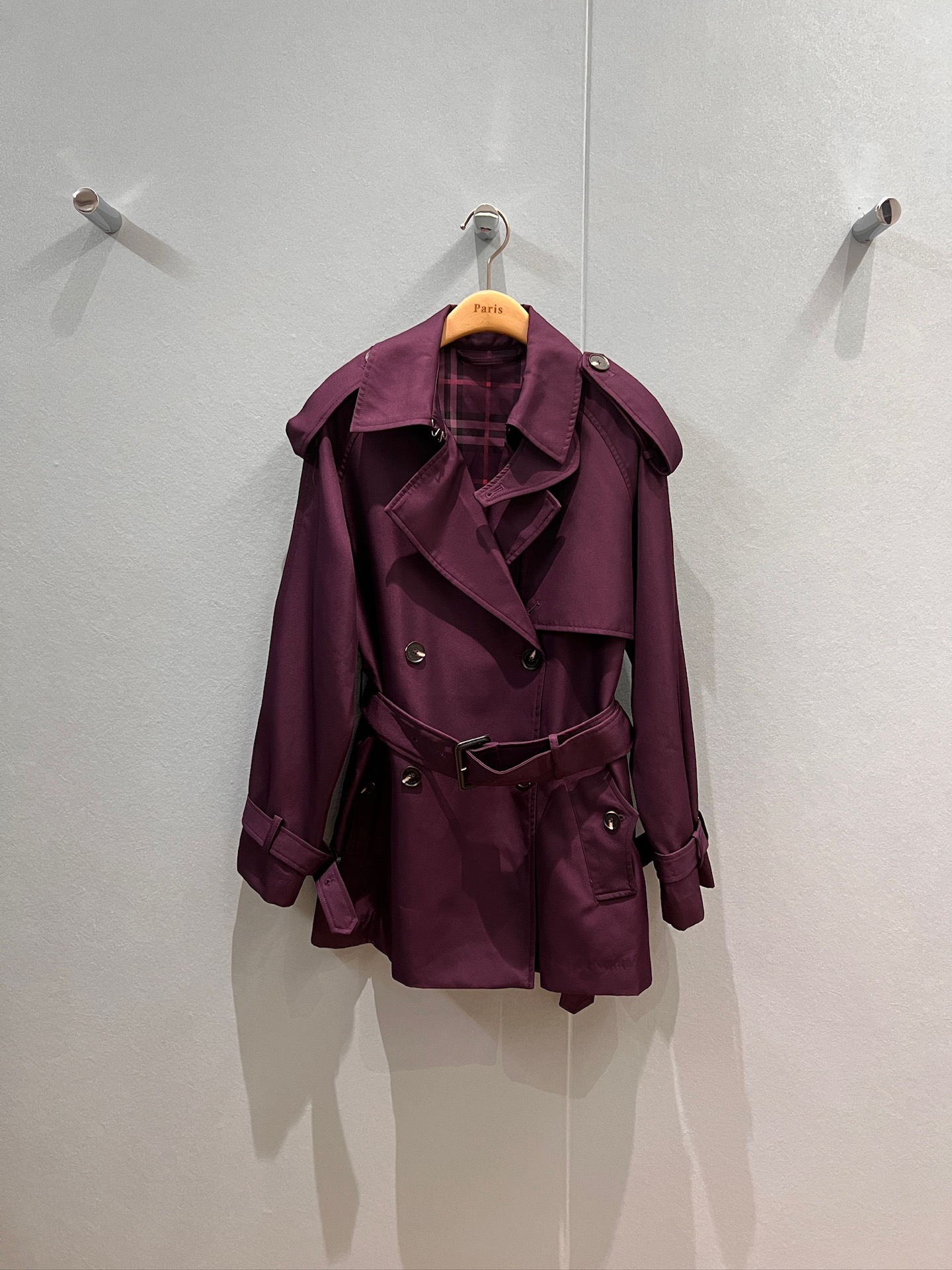 NO:496895,New style is coming in purple succulent grapes, double-breasted eavesque jacket, mid-length eavesque cuff, decorative belt, waist slim, purple check lining, temperament and slim, fashionable and elegant SML,, jackets & coats,alexander wang19860909新款来袭多肉葡萄紫色 双排扣肩章风衣外套 中长款 肩章袖带装饰系腰带收腰显瘦 紫色格纹内衬 气质修身 时尚优雅SML,,jackets & coats,alexander wang,Women's clothing