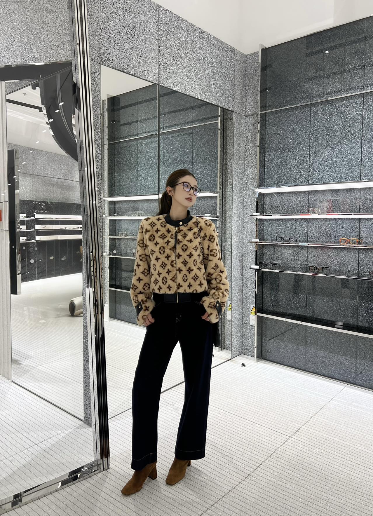 NO:498682,Fashion items, alexander wang19860909时尚单品,,alexander wang,Women's clothing