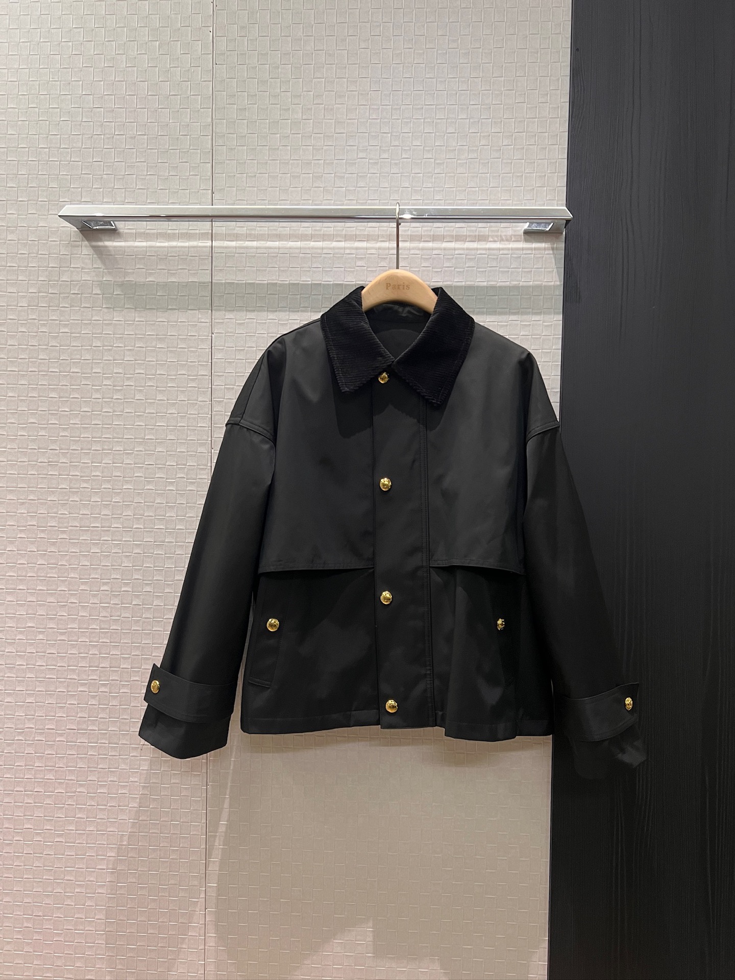 NO:507115,New style is coming to corduroy collar Bane windbreaker jacket jacket mold opening Arc decorative gold buckle loose and casual fashionable versatile sweet cool handsome black khaki SML,, jackets & coats, jackets & coats, alexander wang19860909新款来袭拼灯芯绒领巴恩风衣夹克外套开模凯旋门金扣装饰 宽松休闲 时尚百搭甜酷帅气 黑色卡其 SML,,jackets & coats,jackets & coats,alexander wang,Women's clothing