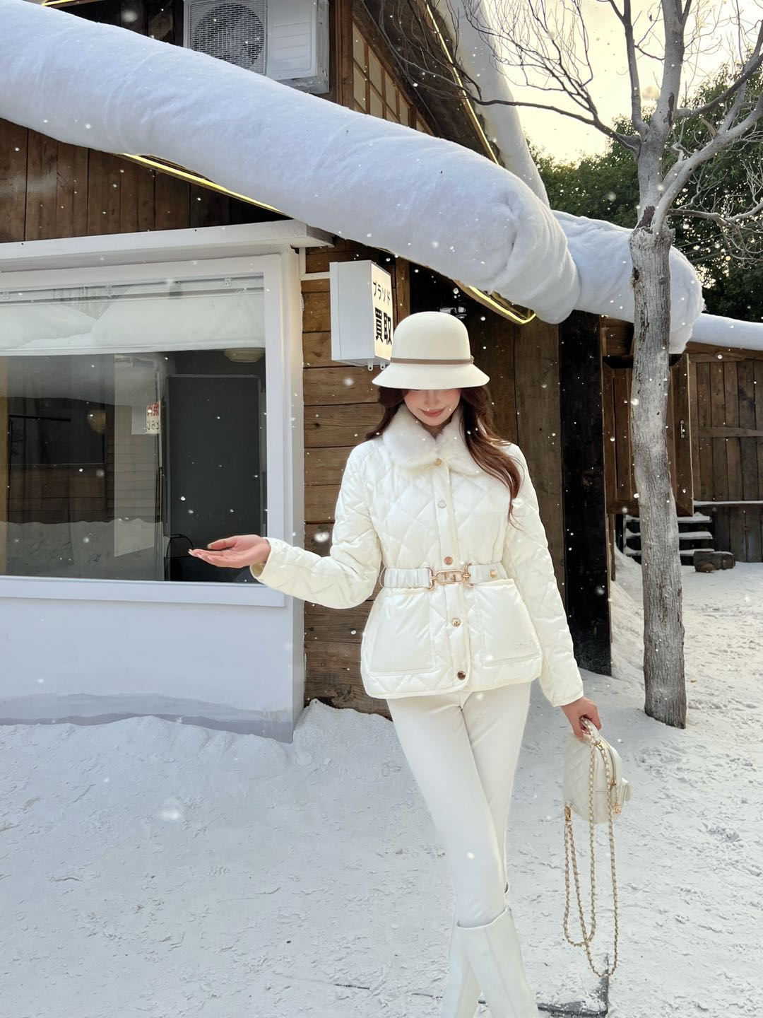 NO:564261,The fur collar is removable and can be worn twice, alexander wang19860909毛领可拆两穿,,alexander wang,Women's clothing