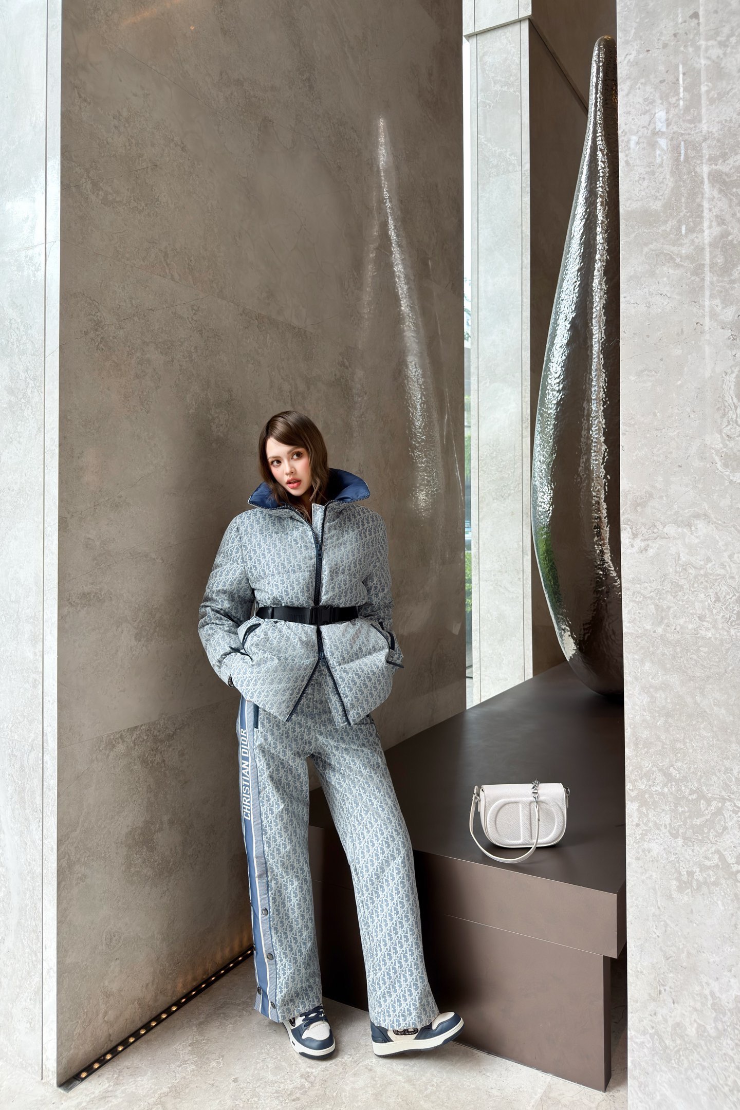 NO:570216,One set has,,alexander wang19860909一套有,,alexander wang,Women's clothing