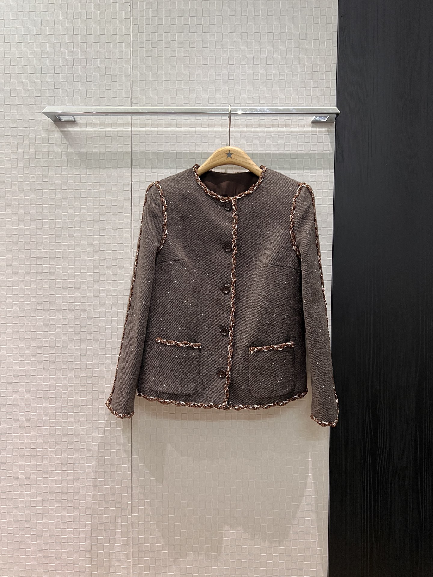 NO:579246,New LP heavy beaded braid with decorative edges, round neck wool jacket, elegant for commuting, elegant and age-reducing, wool blended SML, loro piana, jackets & coats, alexander wang19860909新款LP重工钉珠编织带装饰边 圆领羊毛外套 气质通勤 优雅减龄 羊毛混纺SML,,loro piana,jackets & coats,alexander wang,Women's clothing