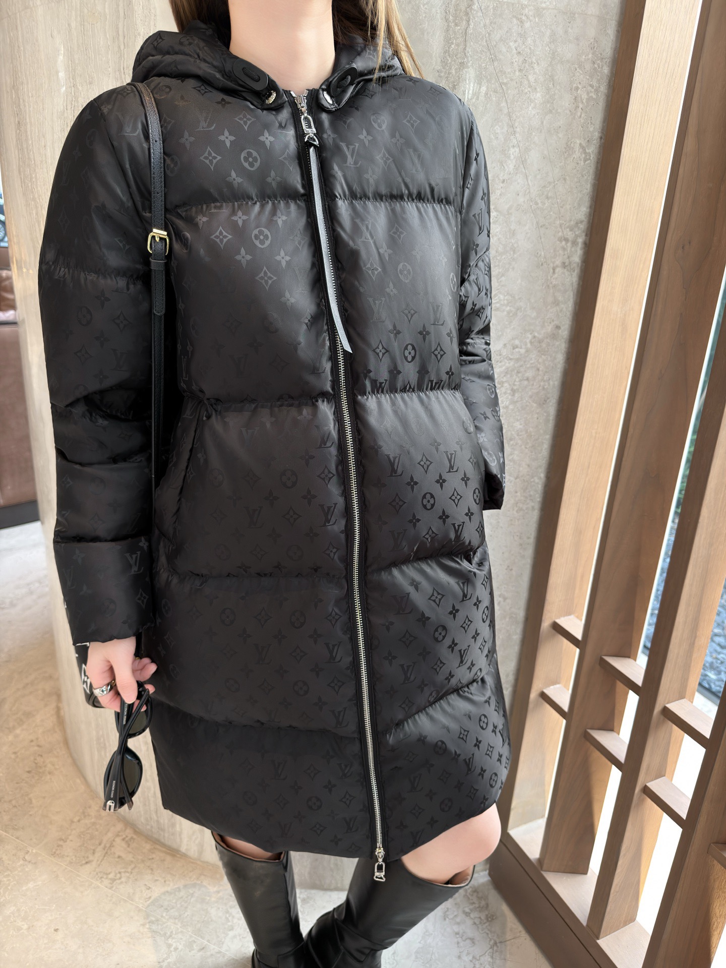 NO:587484,leather drawstring,,alexander wang19860909皮拉绳,,alexander wang,Women's clothing