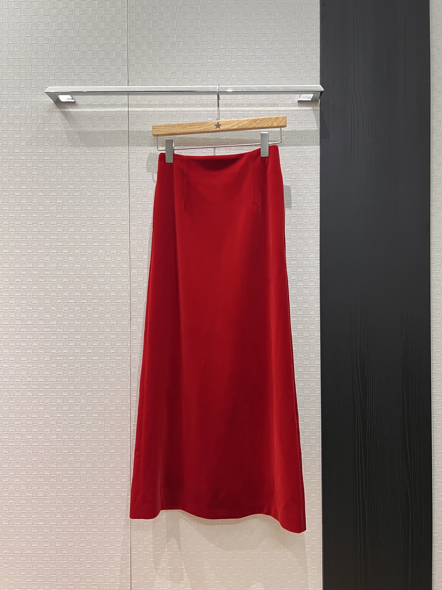NO:591566,New 26 early spring series minimalist Christmas red velvet long skirt, half skirt, high waist and slim fit, slim and versatile, pockets on both sides S-XL, skirts, alexander wang19860909新款26早春系列 极简圣诞红丝绒长裙半裙高腰修身 显瘦百搭 两侧口袋S-XL,,skirts,alexander wang,Women's clothing