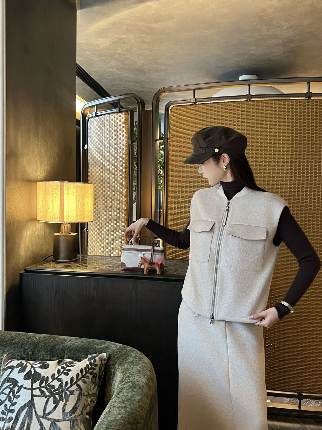 NO:611409,Vest, skirt, milk brown, skirts, alexander wang19860909马甲 半裙奶茶色,,skirts,alexander wang,Women's clothing