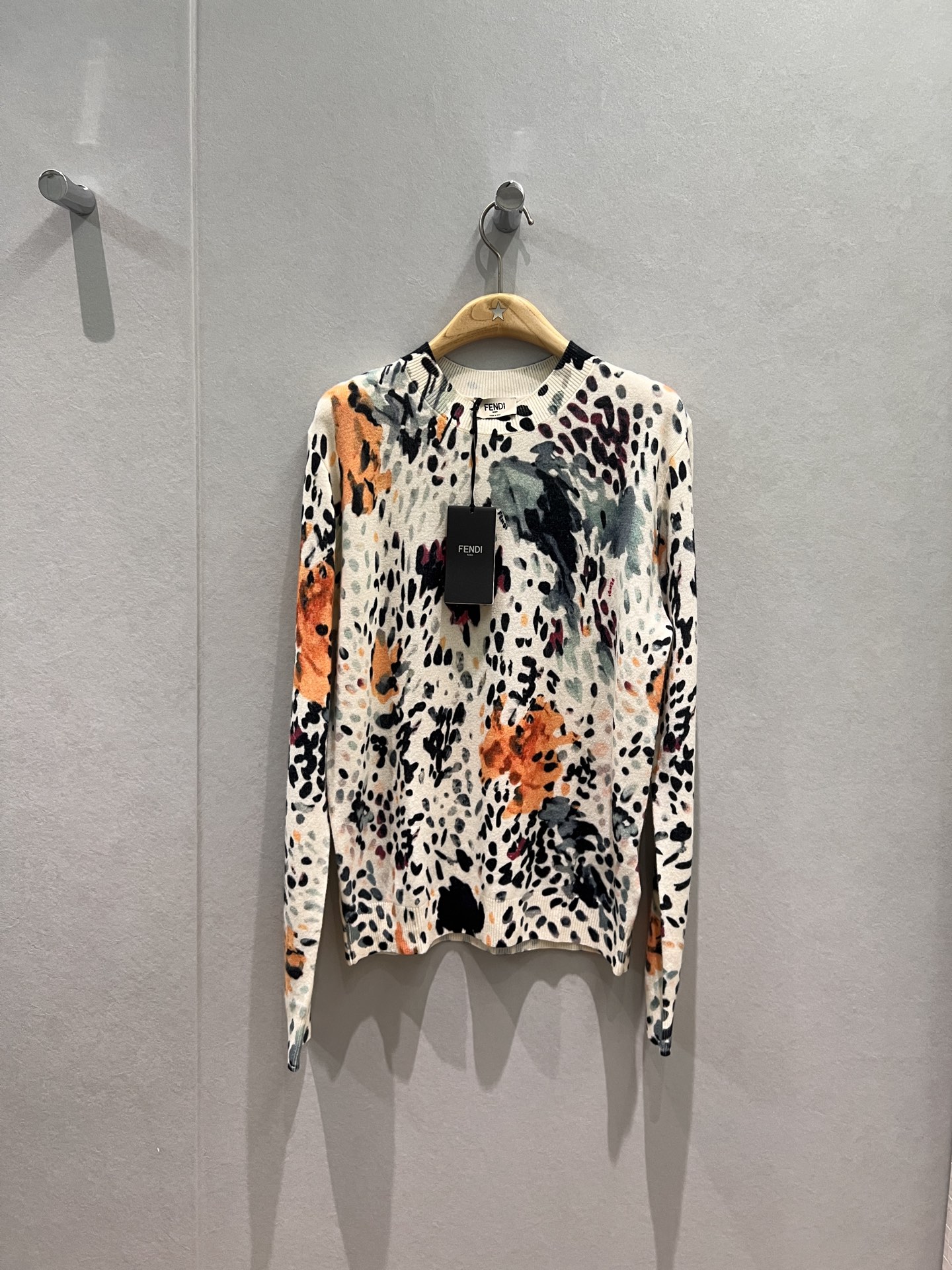 NO:621638,New color ink printed round neck cashmere knitted sweater with color matching, fashionable and versatile, stylish and capable SML,,sweaters,alexander wang19860909新款彩色水墨印花圆领羊绒针织毛衣色彩搭配 时尚百搭 气场干练SML,,sweaters,alexander wang,Women's clothing