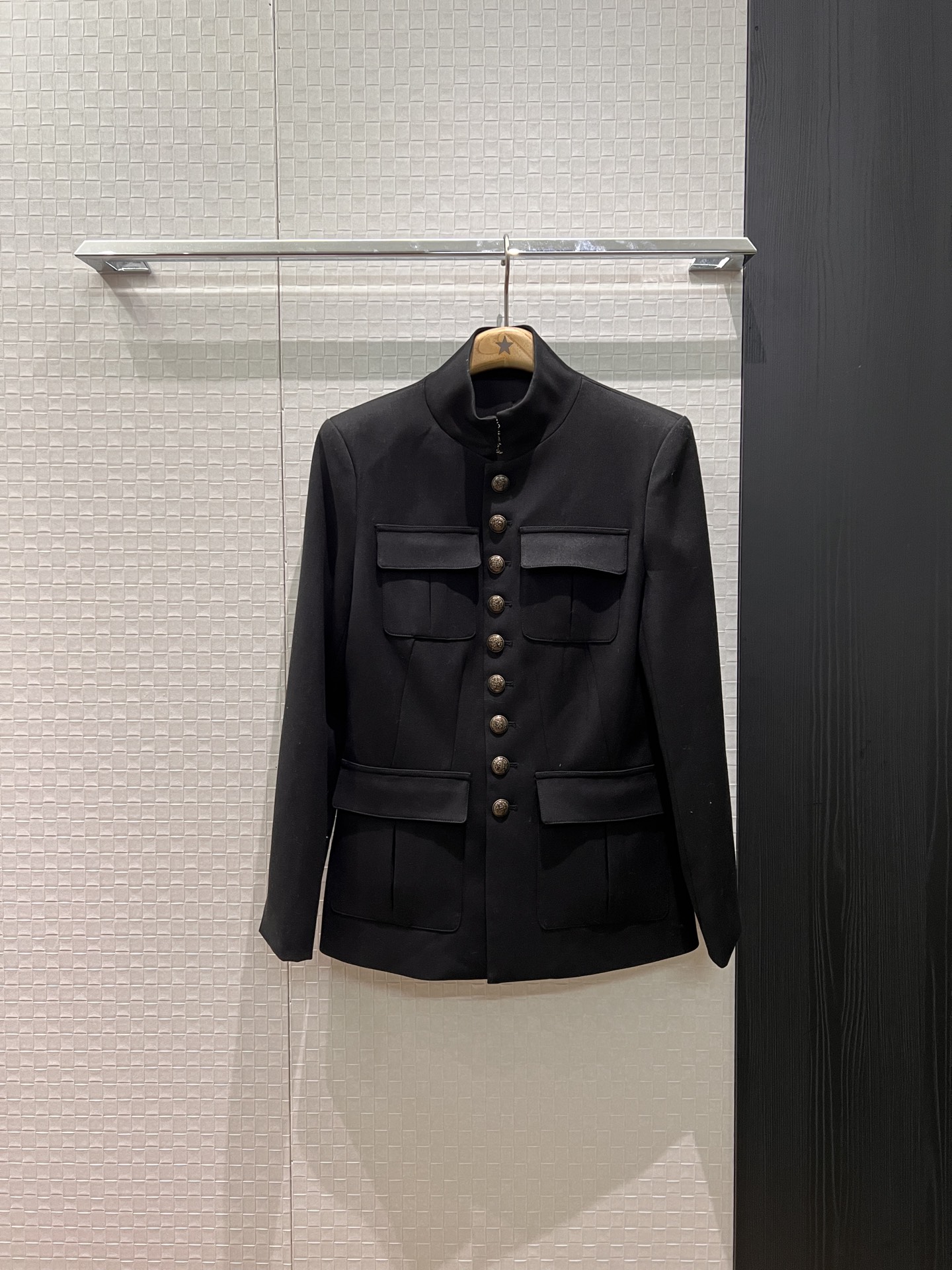 NO:621646,New arrival RL Chinese style stand collar multi-button jacket, four pockets decorated three-dimensional slim fit, full of heroism, cool and versatile, simple and casual SML,,jackets & coats,alexander wang19860909新款来袭RL中式立领多扣外套 四只袋装饰立体修身 英气十足 酷帅百搭简约休闲 SML,,jackets & coats,alexander wang,Women's clothing