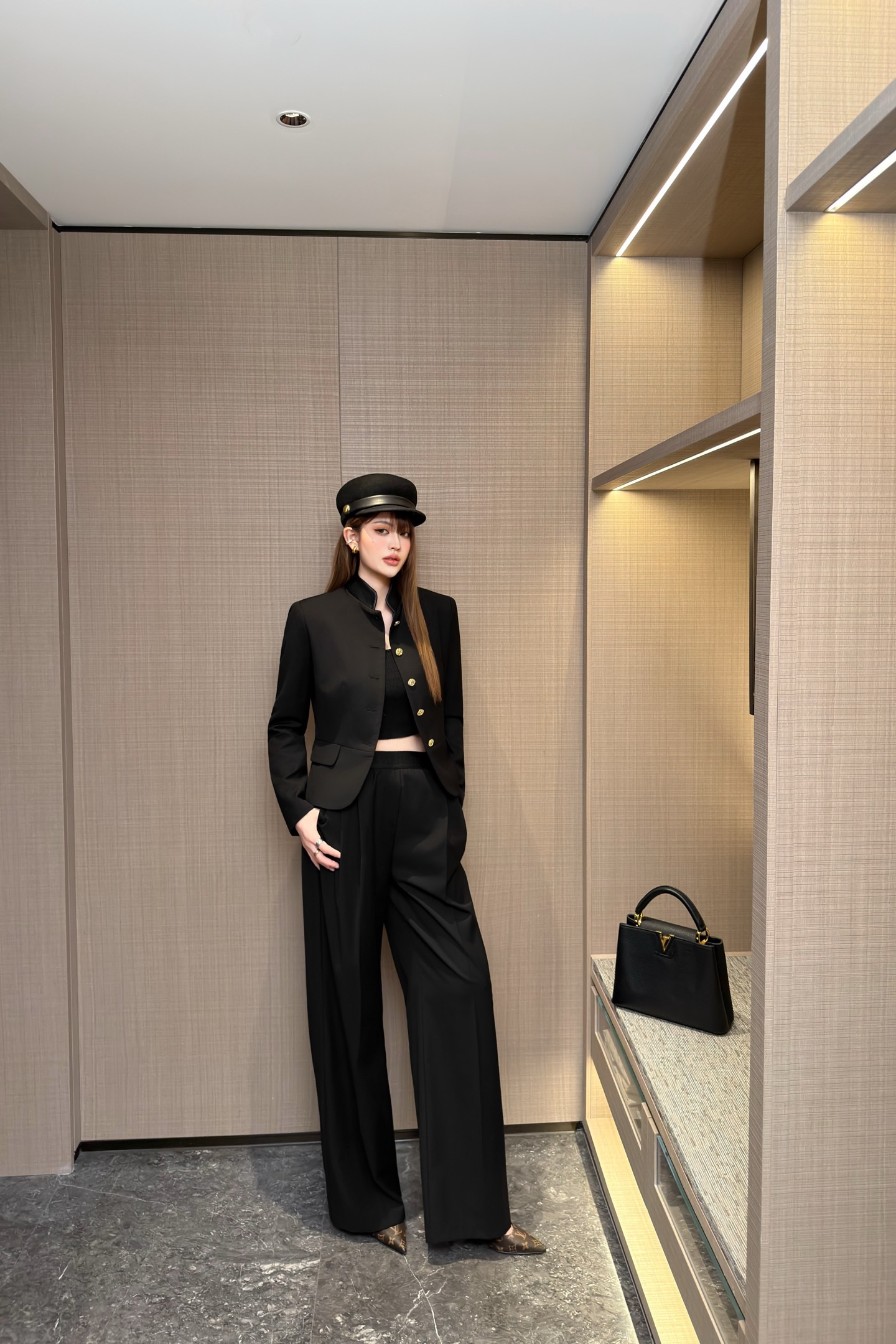 NO:622164,One set has,,alexander wang19860909一套有,,alexander wang,Women's clothing