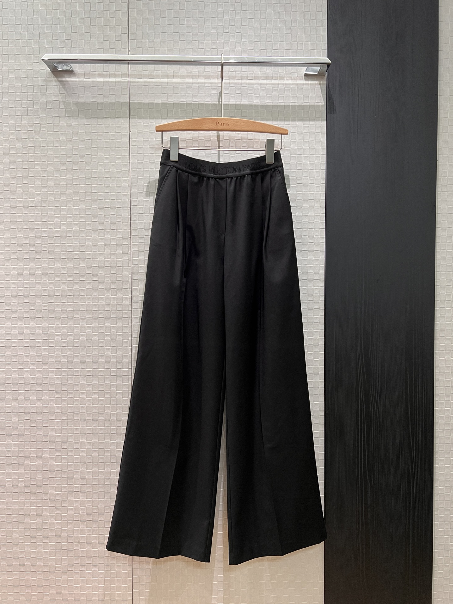 NO:623336,New minimalist logo jacquard elastic belt Wool wide-leg pants Casual pants simple design Age-reducing and versatile S-XL,,alexander wang19860909新款极简logo提花松紧腰带 羊毛阔腿裤 休闲裤简约设计 减龄百搭S-XL,,alexander wang,Women's clothing