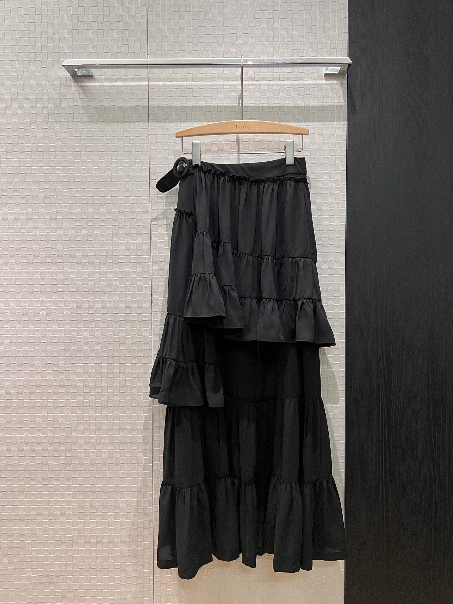 NO:625926,26 new models of Wang Danni's same style, multi-layered irregular ruffled splicing skirt, modern temperament, fashionable and versatile, a must-have for age reduction S-XL,,skirts,alexander wang1986090926新款王丹妮同款 多层不规则荷叶边拼接半裙摩登气质 时尚百搭减龄必备 S-XL,,skirts,alexander wang,Women's clothing