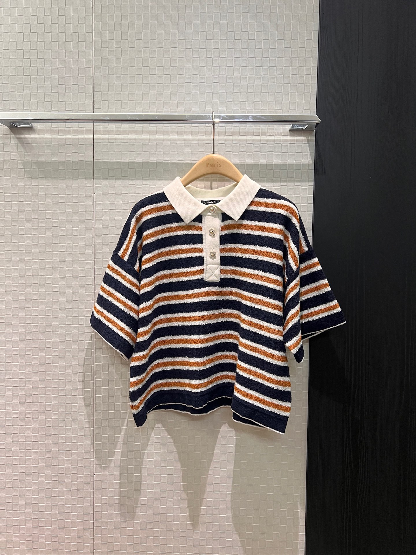 NO:651677,26C New Loose Drop Shoulder Sleeves Towel Knitted Striped Polo Top Short Casual Age-Reducing Versatile Delivery Storage Bag Cloth Bag White Dark Blue SML,,alexander wang1986090926C新款宽松落肩袖毛巾针织条纹polo上衣短款休闲 减龄百搭 配送收纳袋布包 白色深蓝 SML,,alexander wang,Women's clothing