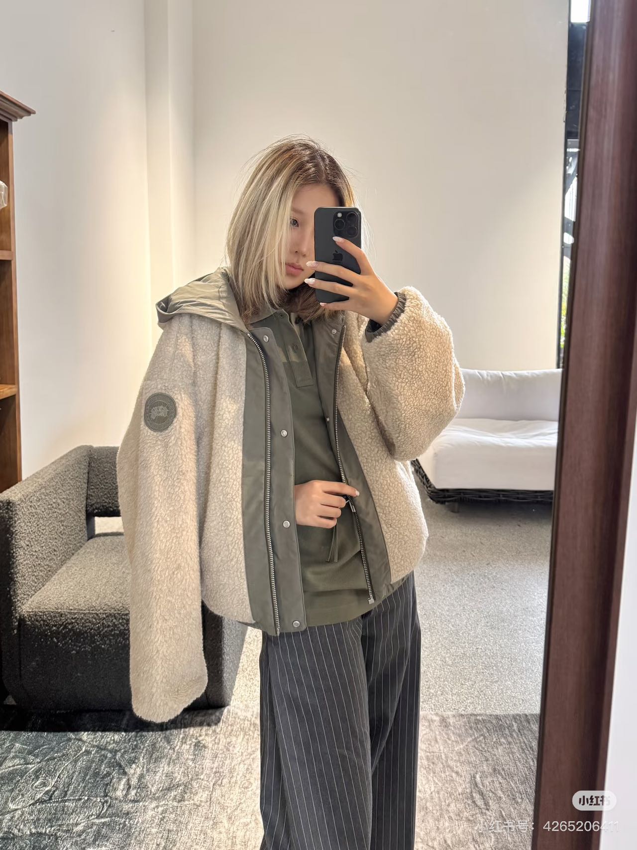 NO:663060,Counter picture,, 19860909专柜图,, ,Women's clothing