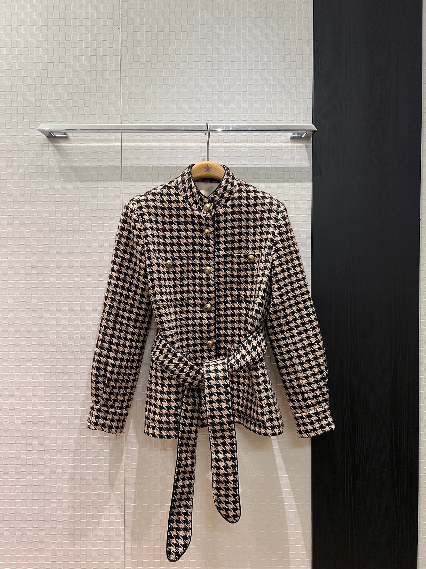NO:685673,New vintage houndstooth stand-collar wool jacket, belted waist, decorative patch pockets, four pockets, smart commuter SML,,jackets & coats,19860909新款来袭复古千鸟格立领羊毛外套 系腰带收腰装饰贴袋四口袋 干练通勤SML,,jackets & coats,,Women's clothing