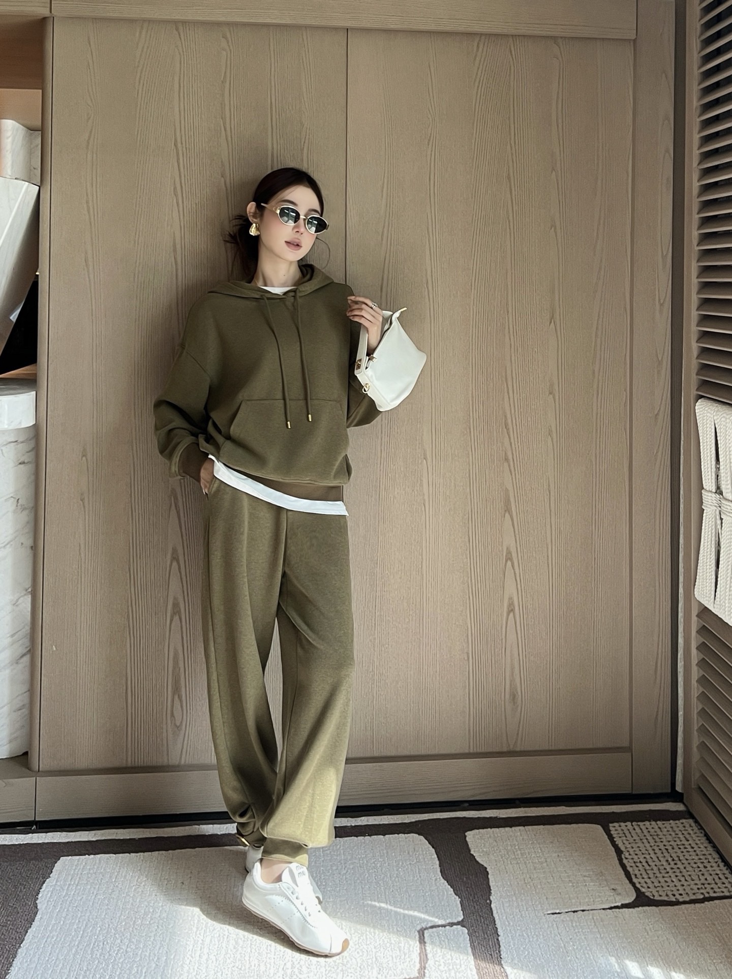 NO:685677,Upper body picture,,19860909上身图,,,Women's clothing