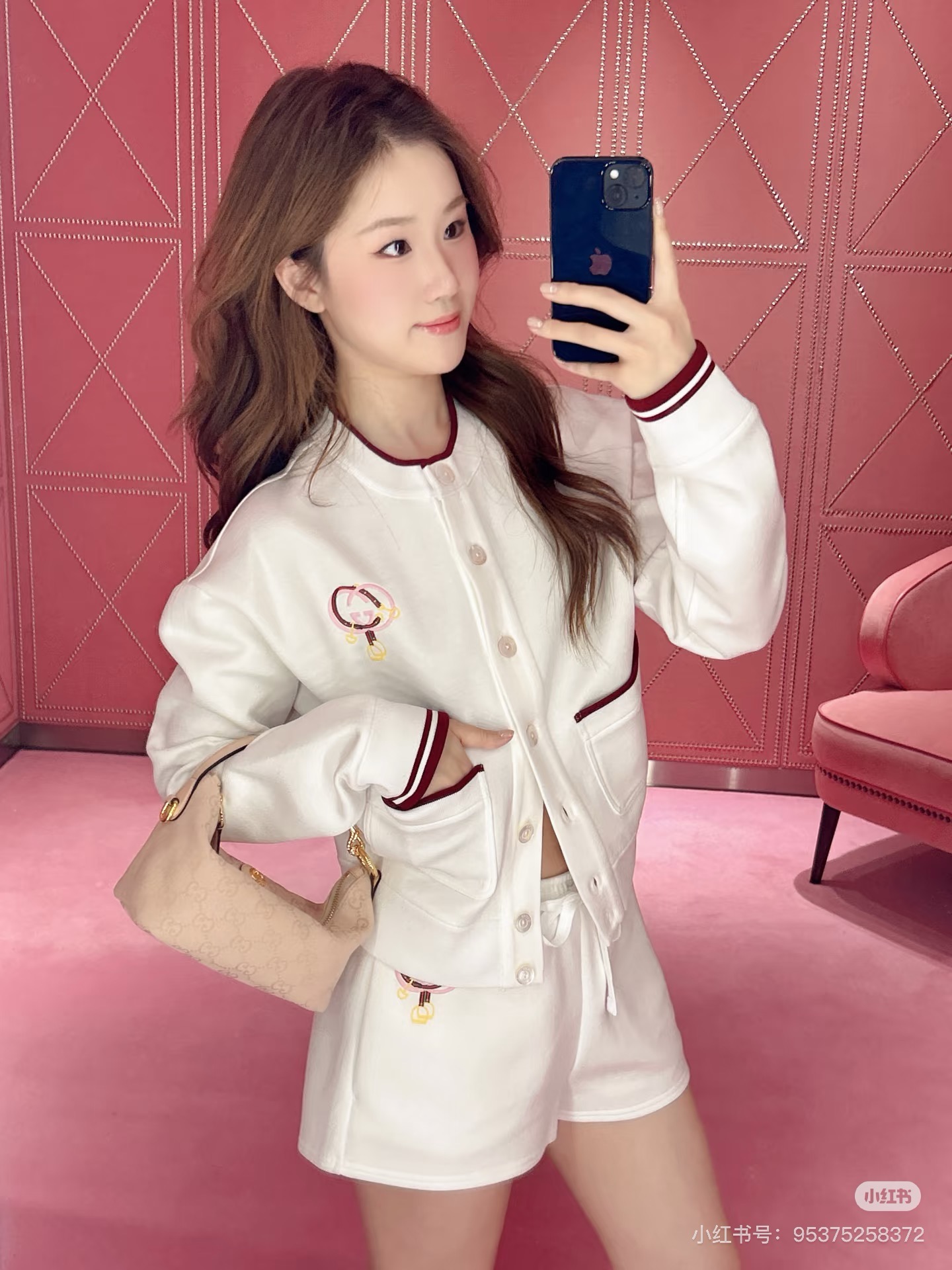 NO:693792,suit,,19860909套装,,,Women's clothing